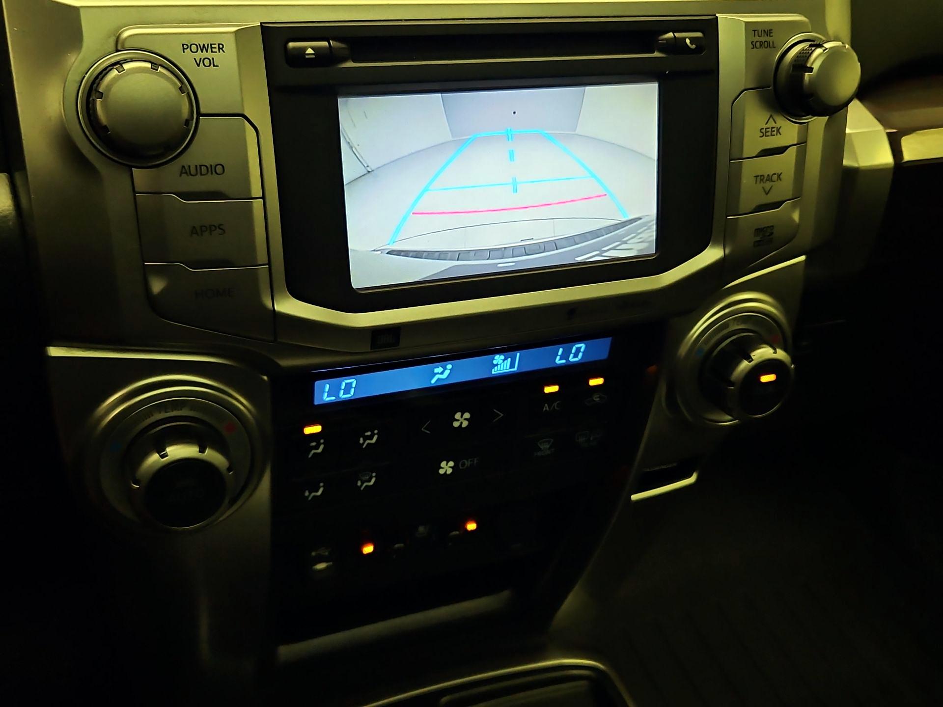 Thumbnail: 2014 Toyota 4Runner - 15