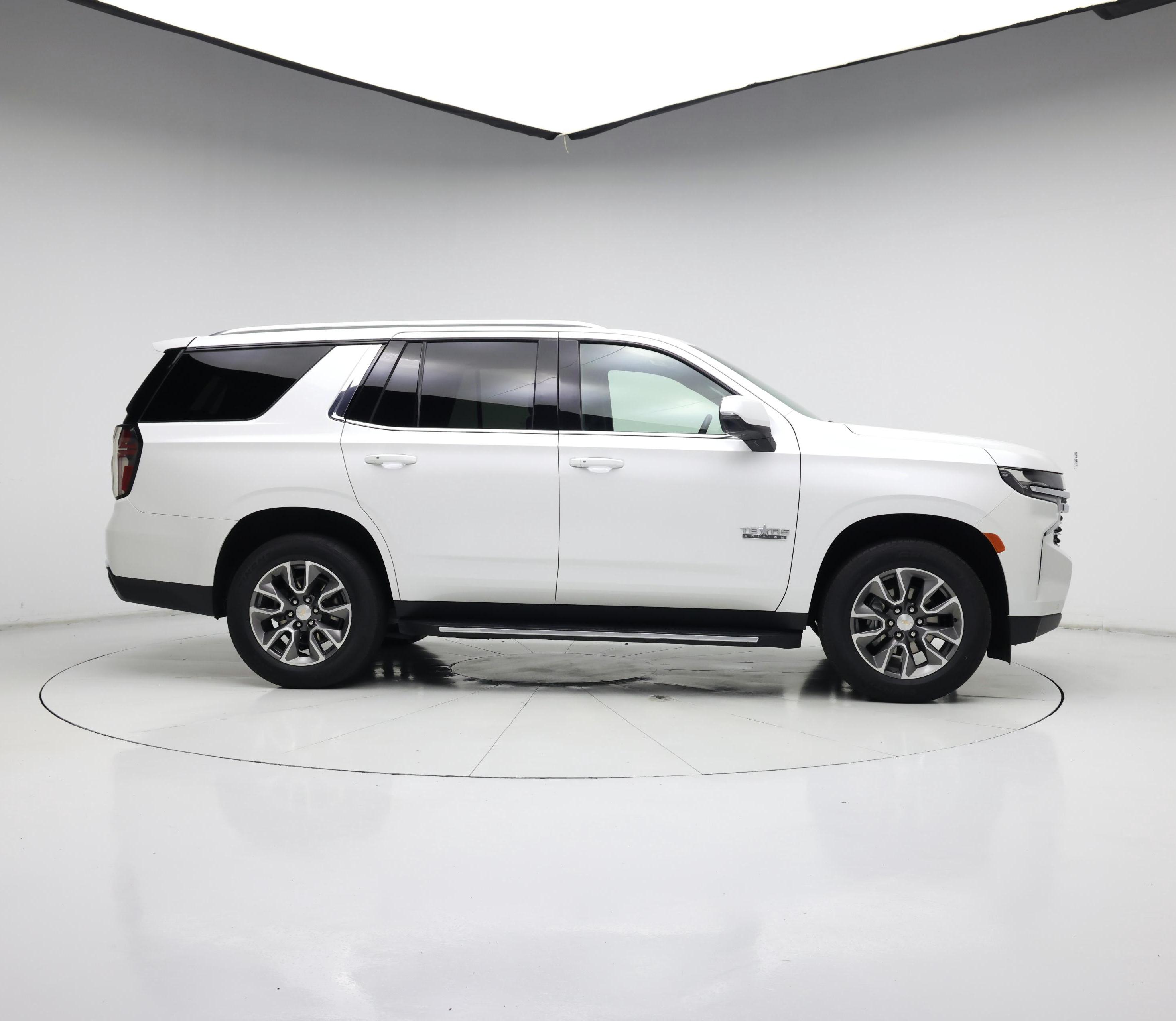 Thumbnail: 2022 Chevrolet Tahoe - 7