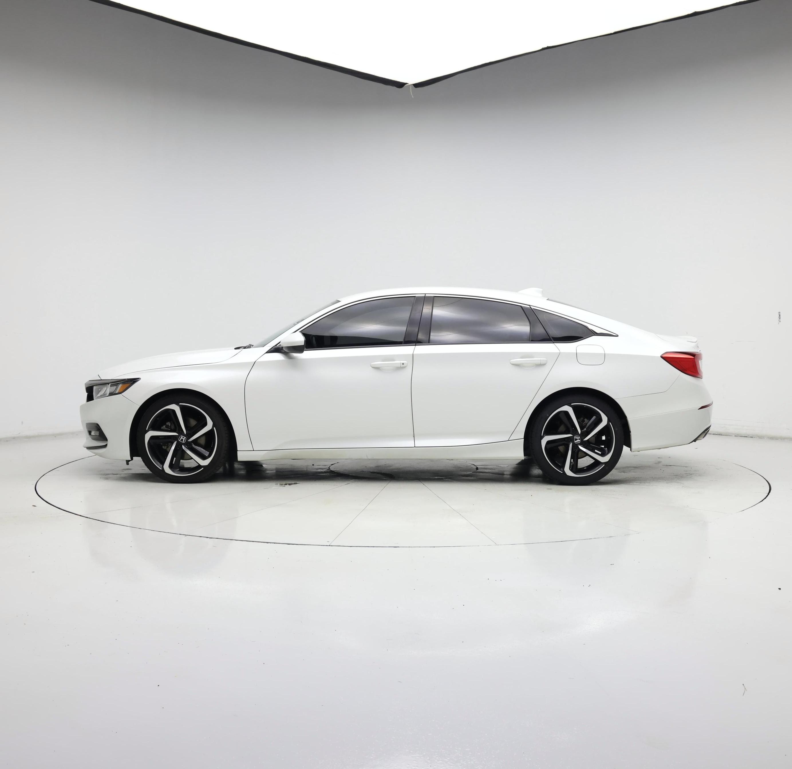 Thumbnail: 2018 Honda Accord - 3