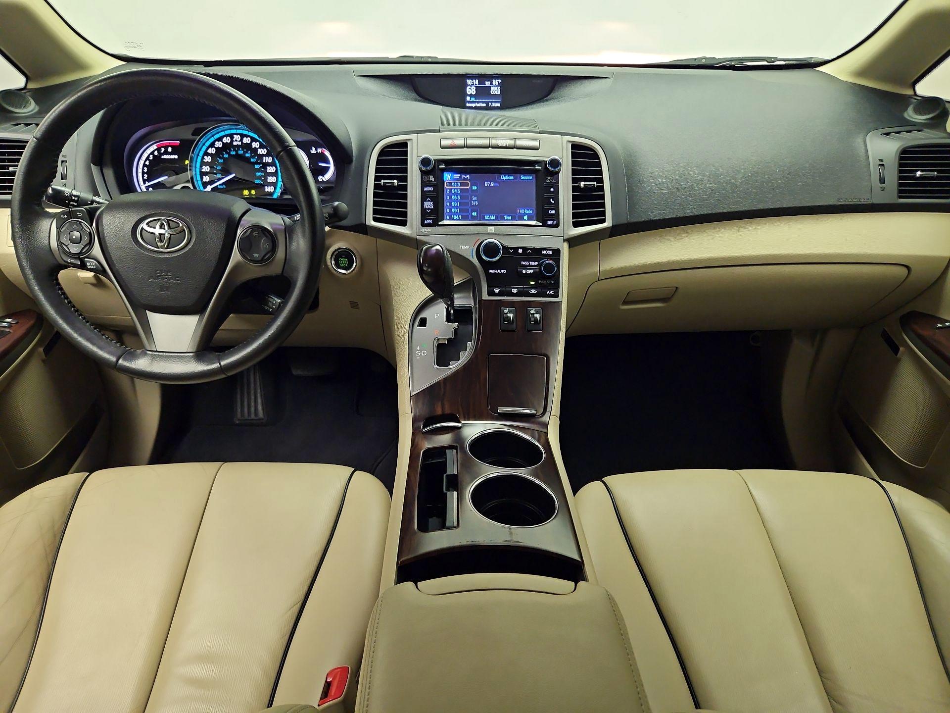 Thumbnail: 2014 Toyota Venza - 9