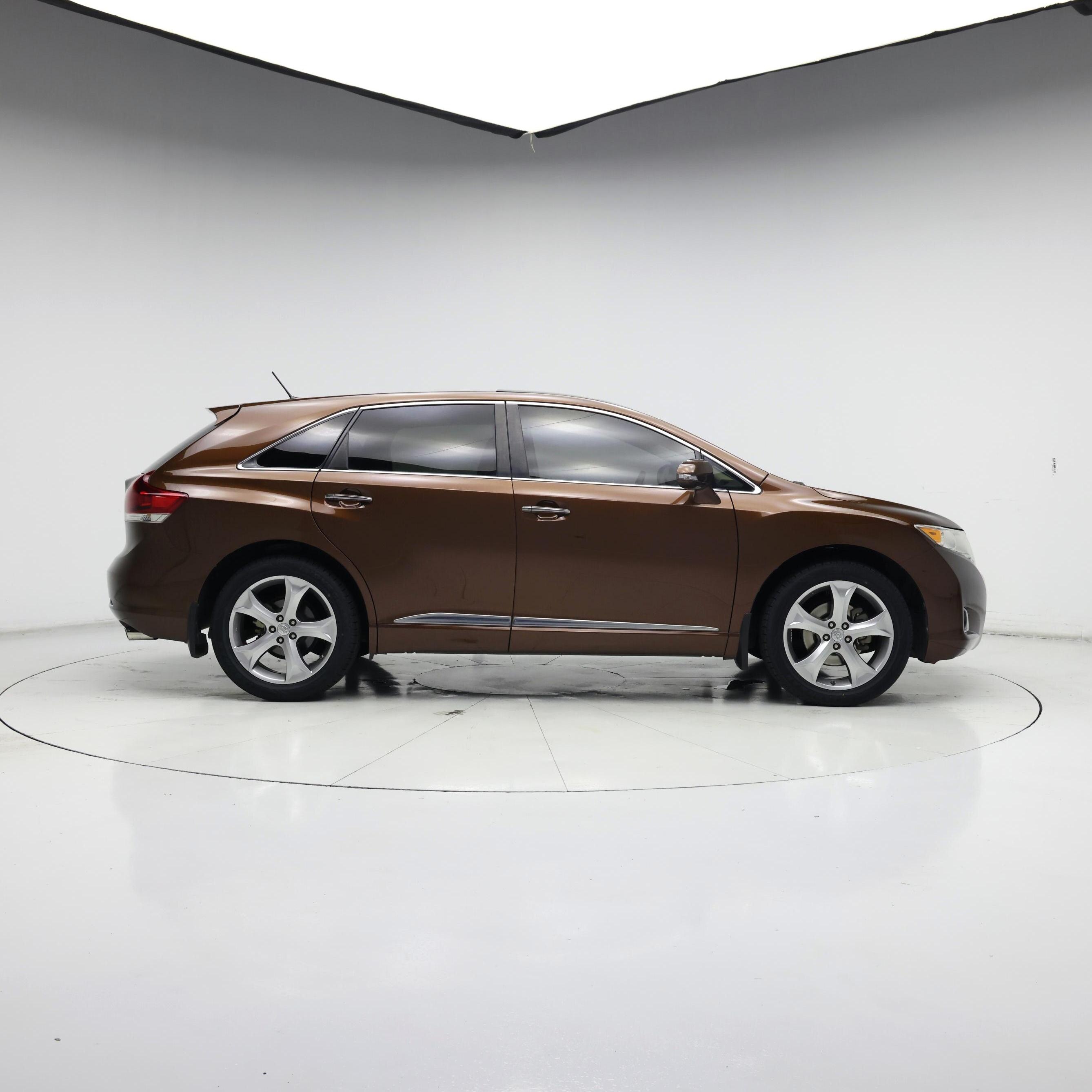 Thumbnail: 2014 Toyota Venza - 7