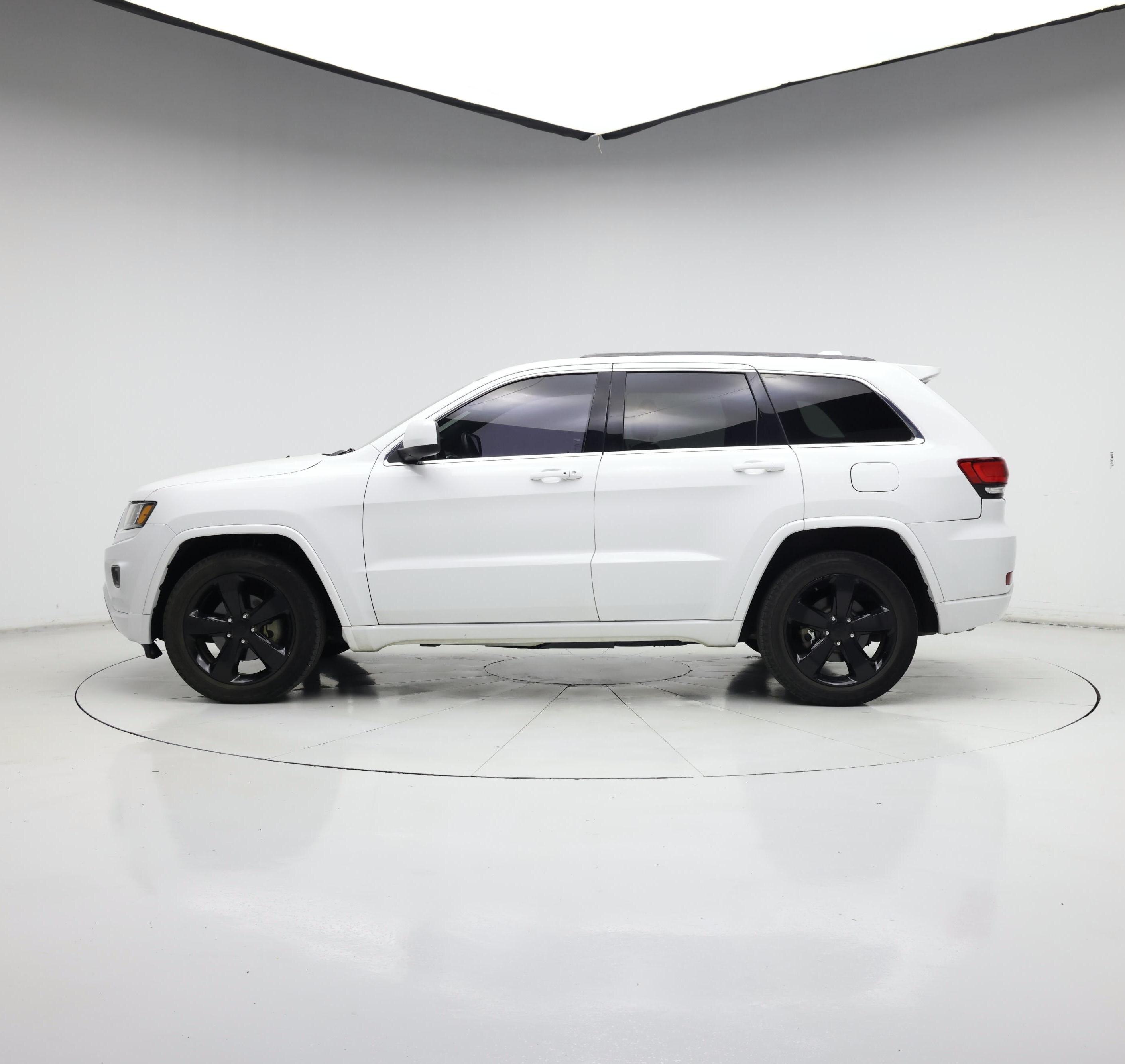 Thumbnail: 2015 Jeep Grand Cherokee - 3