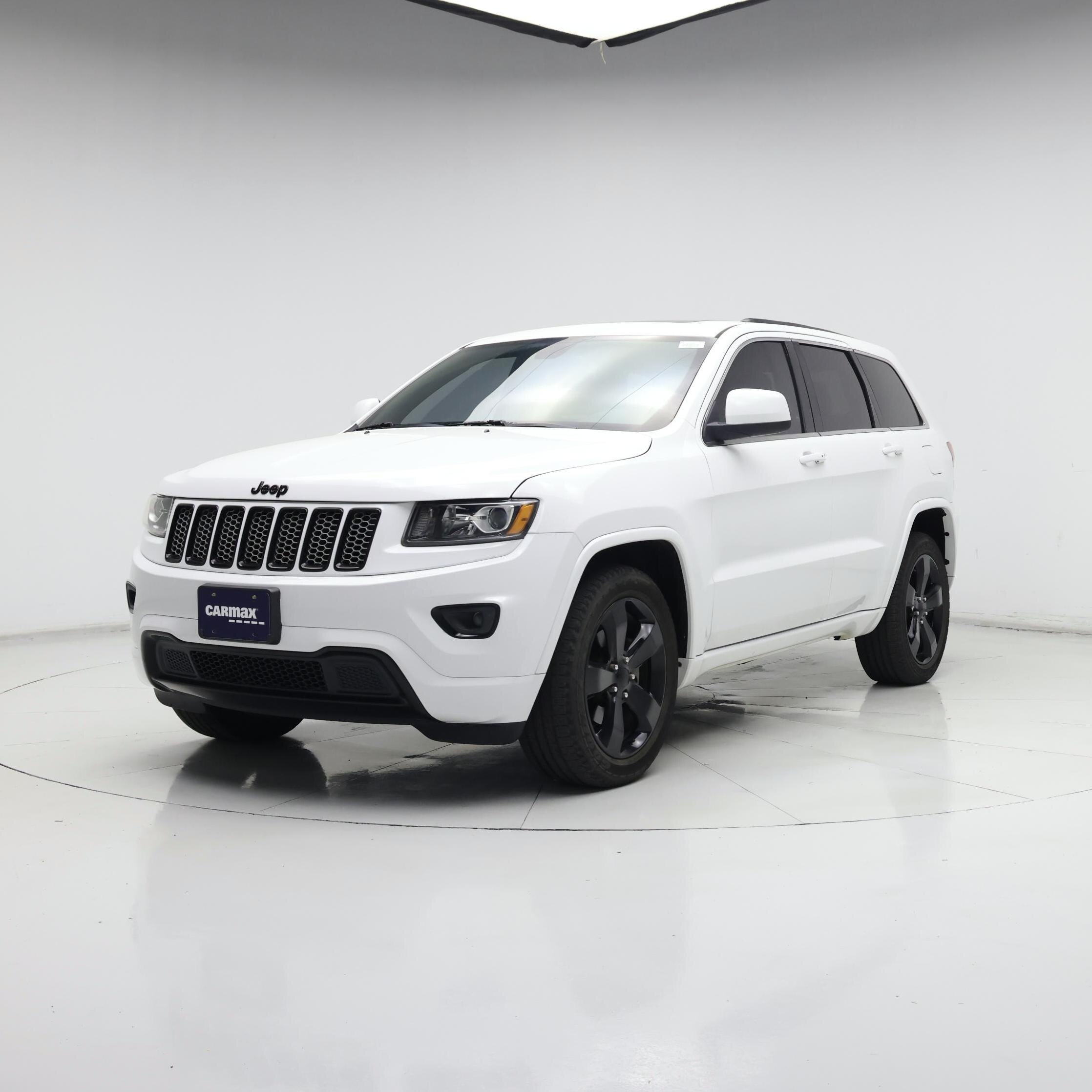 Thumbnail: 2015 Jeep Grand Cherokee - 4