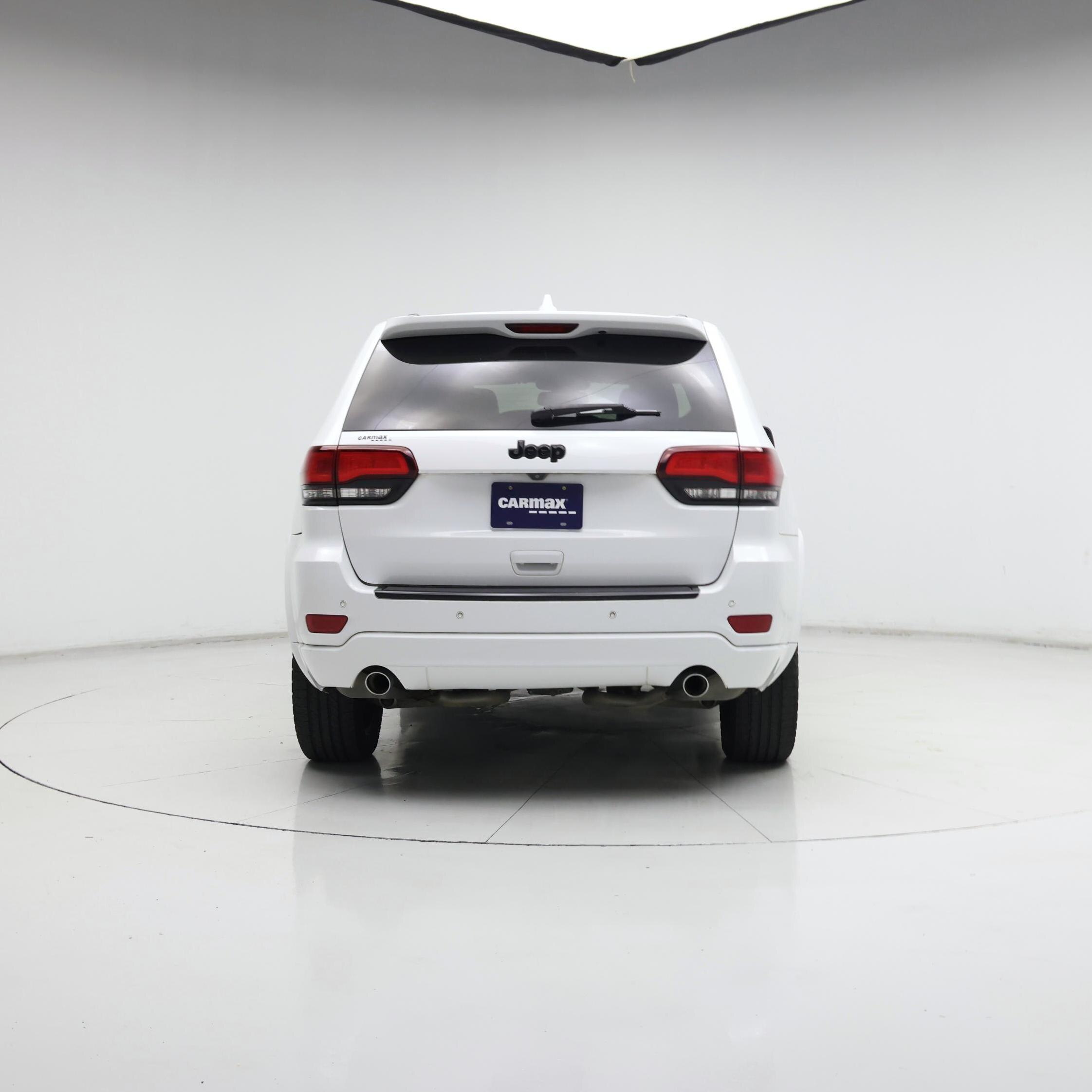 Thumbnail: 2015 Jeep Grand Cherokee - 6