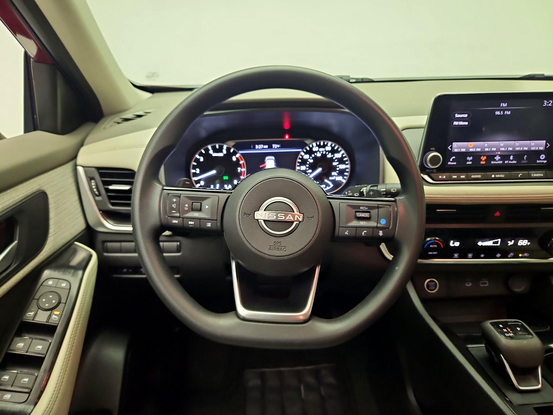 Thumbnail: 2023 Nissan Rogue - 10
