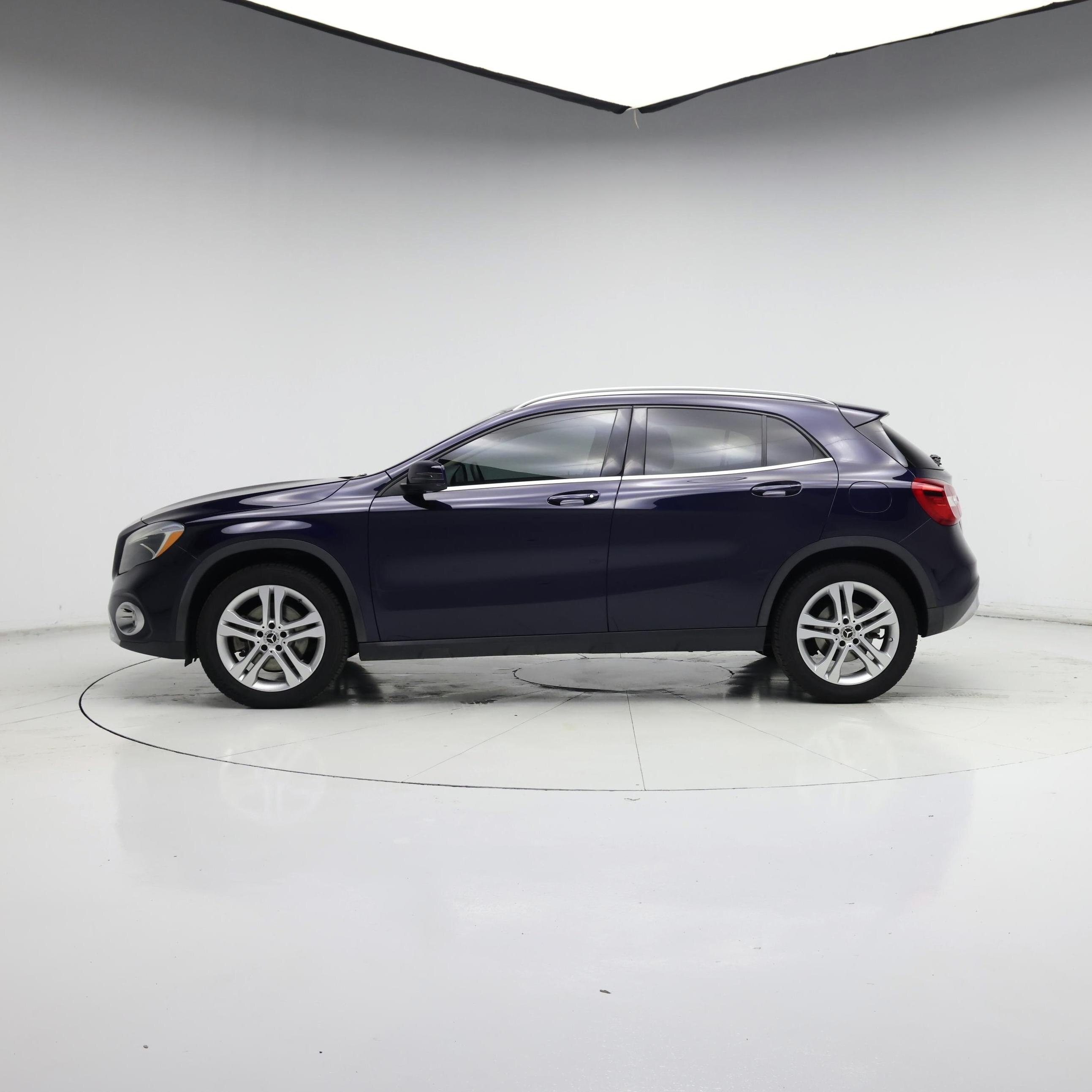 Thumbnail: 2018 Mercedes-Benz GLA - 3