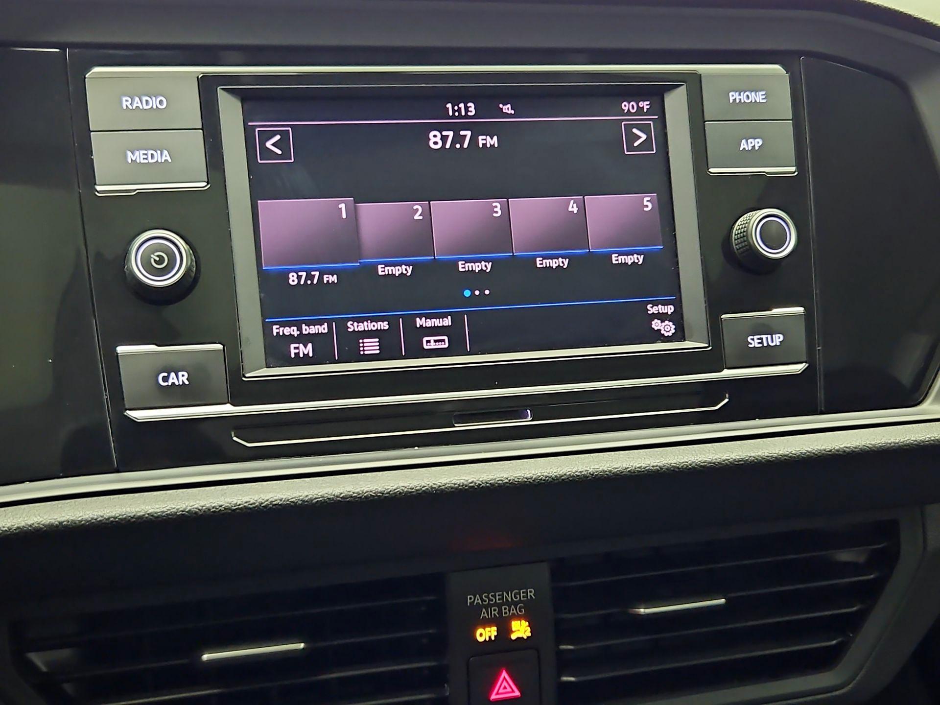 Thumbnail: 2019 Volkswagen Jetta - 15