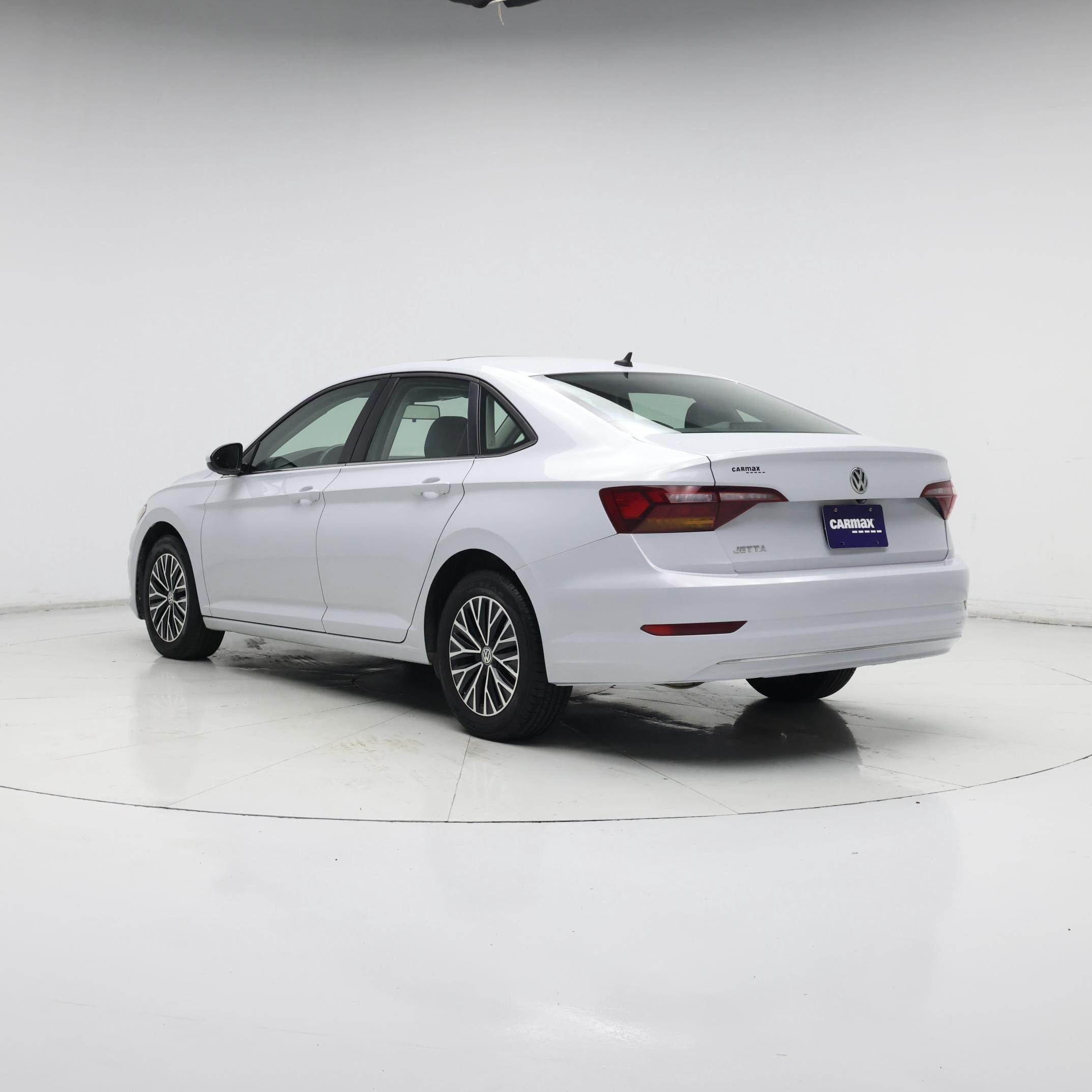 Thumbnail: 2019 Volkswagen Jetta - 2