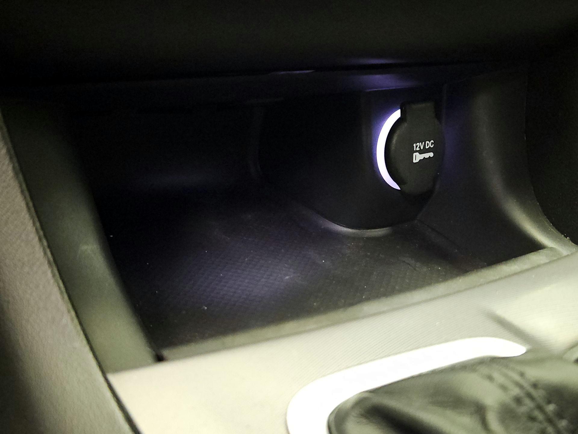 Thumbnail: 2022 Dodge Charger - 18