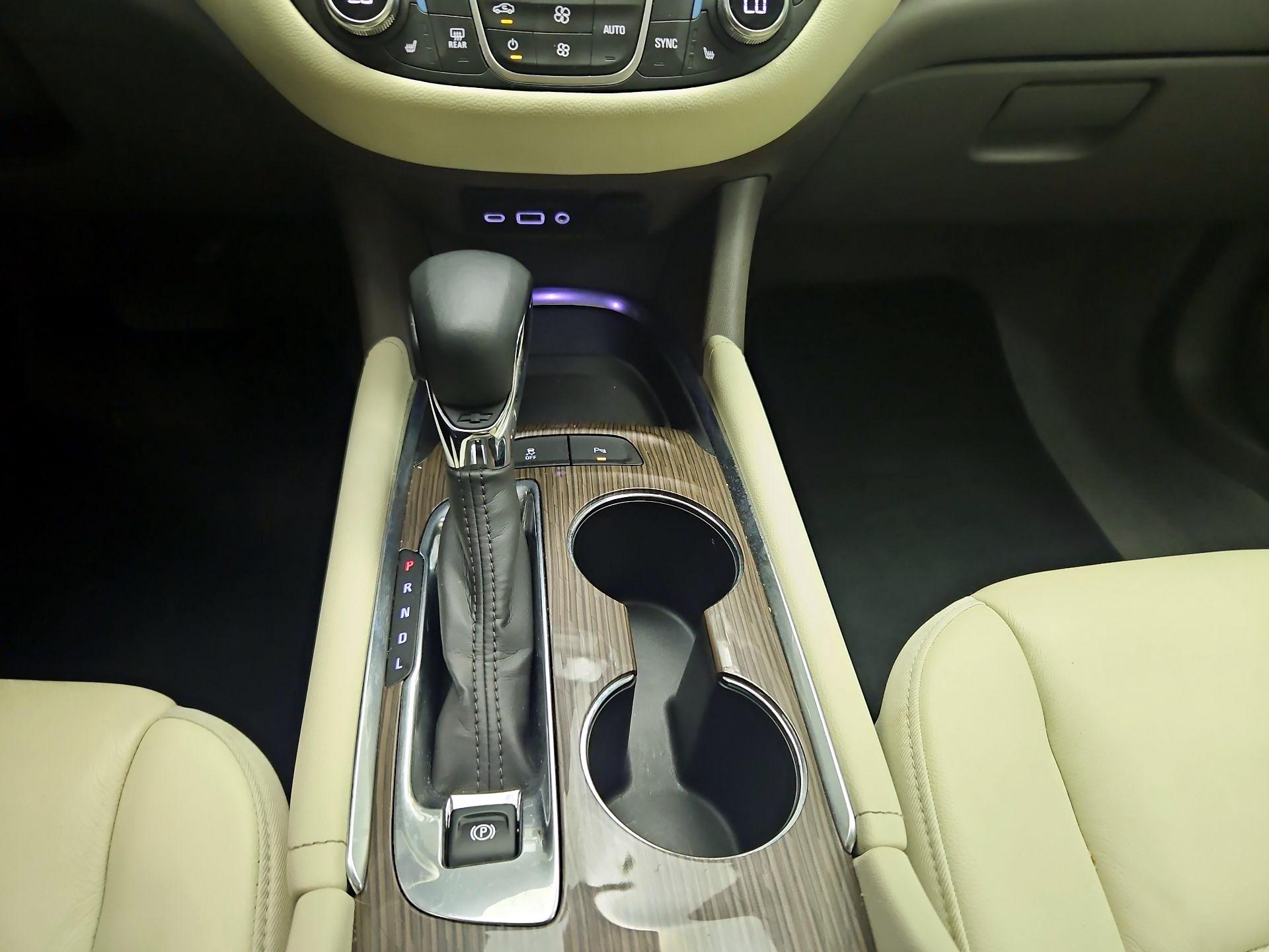 Thumbnail: 2024 Chevrolet Malibu - 16