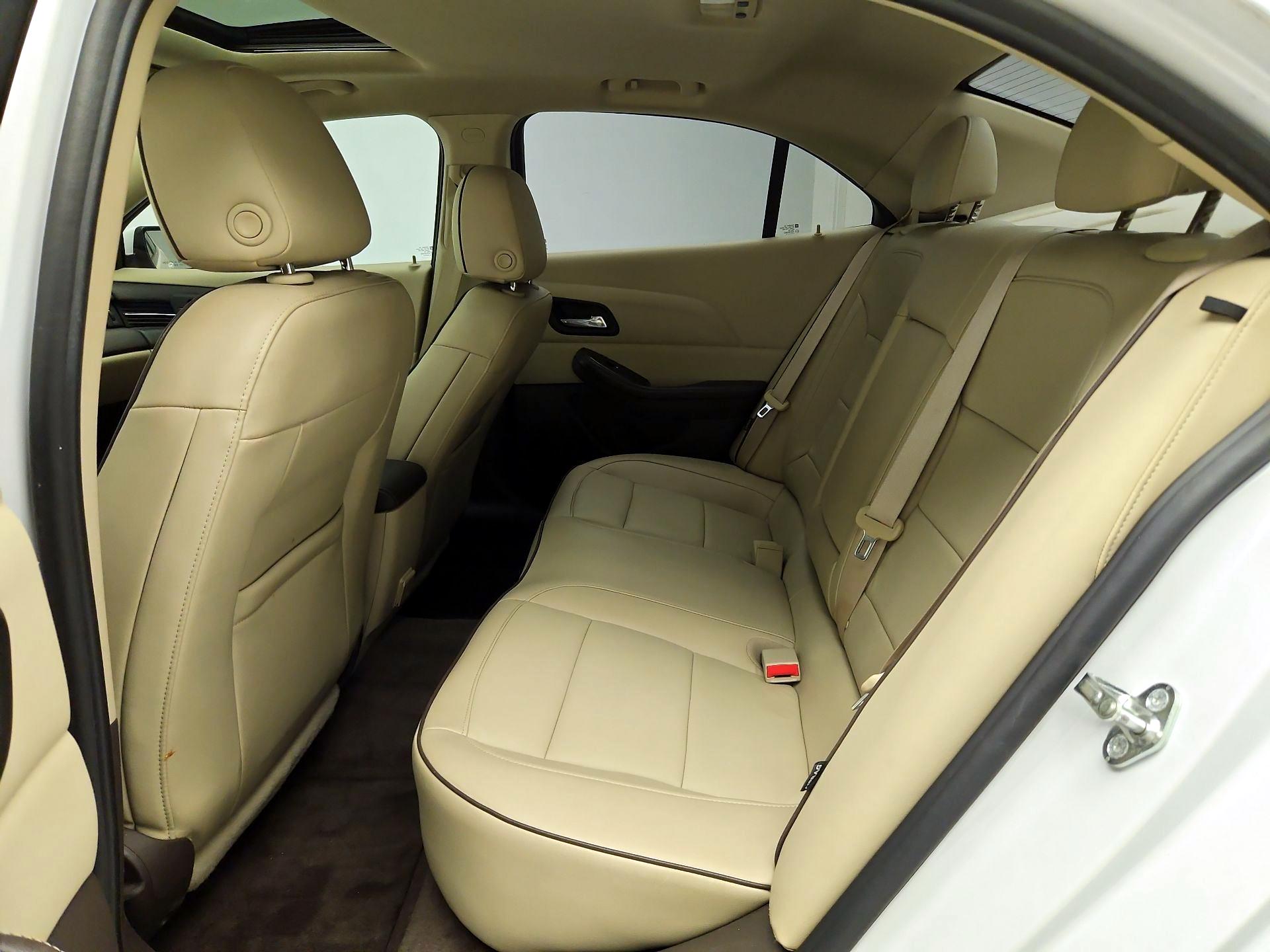 Thumbnail: 2015 Chevrolet Malibu - 20