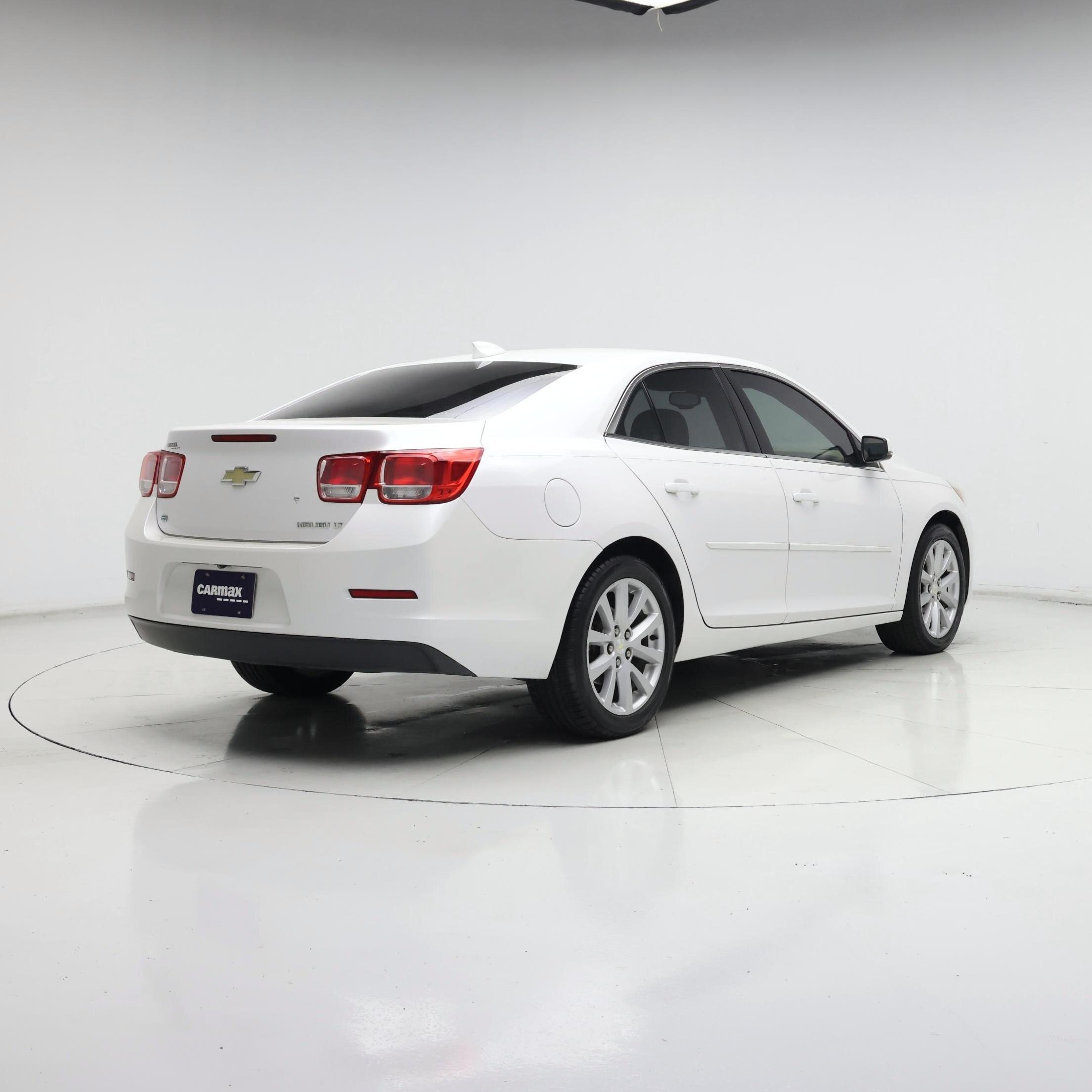 Thumbnail: 2015 Chevrolet Malibu - 8