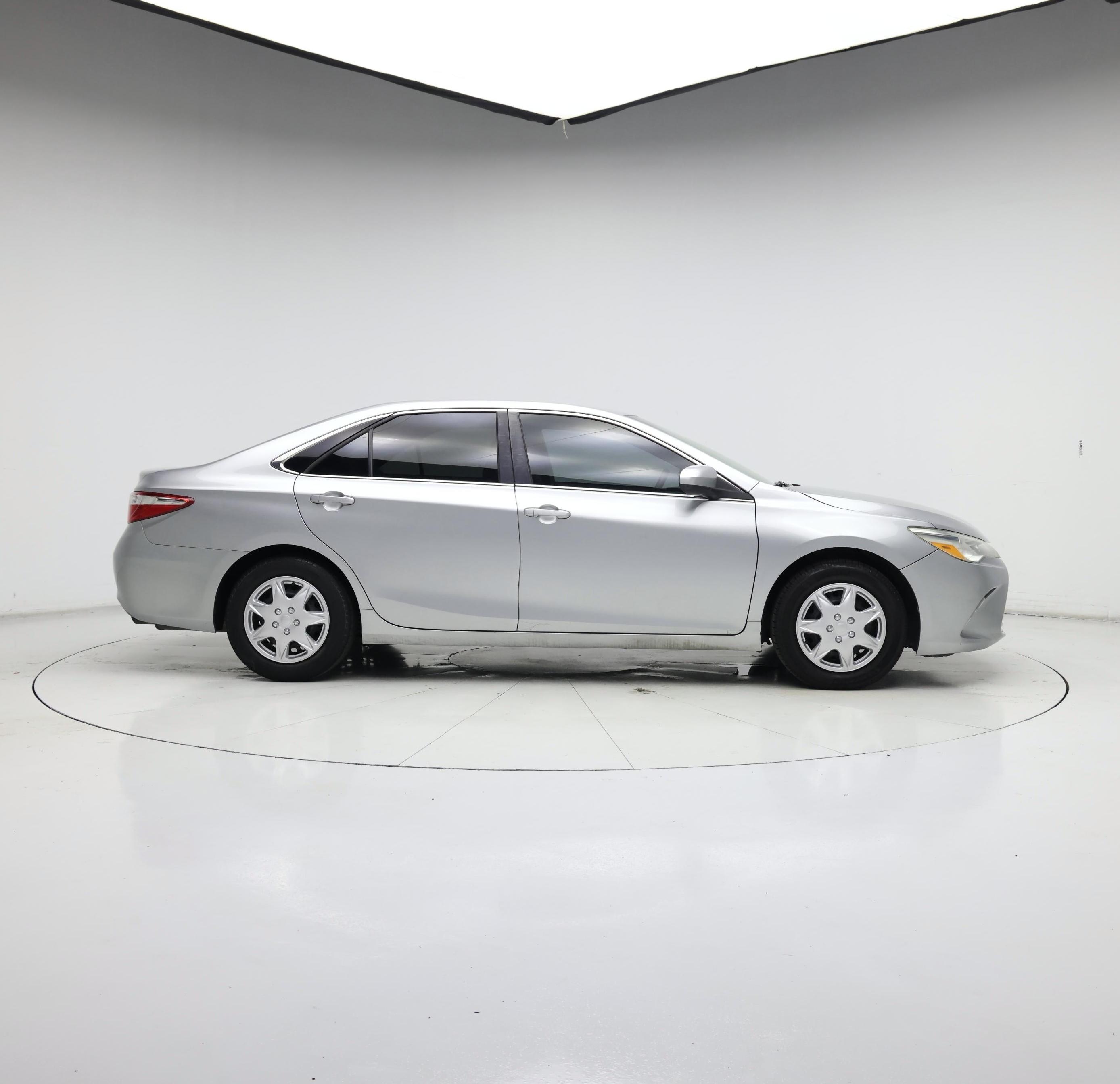 Thumbnail: 2015 Toyota Camry - 7