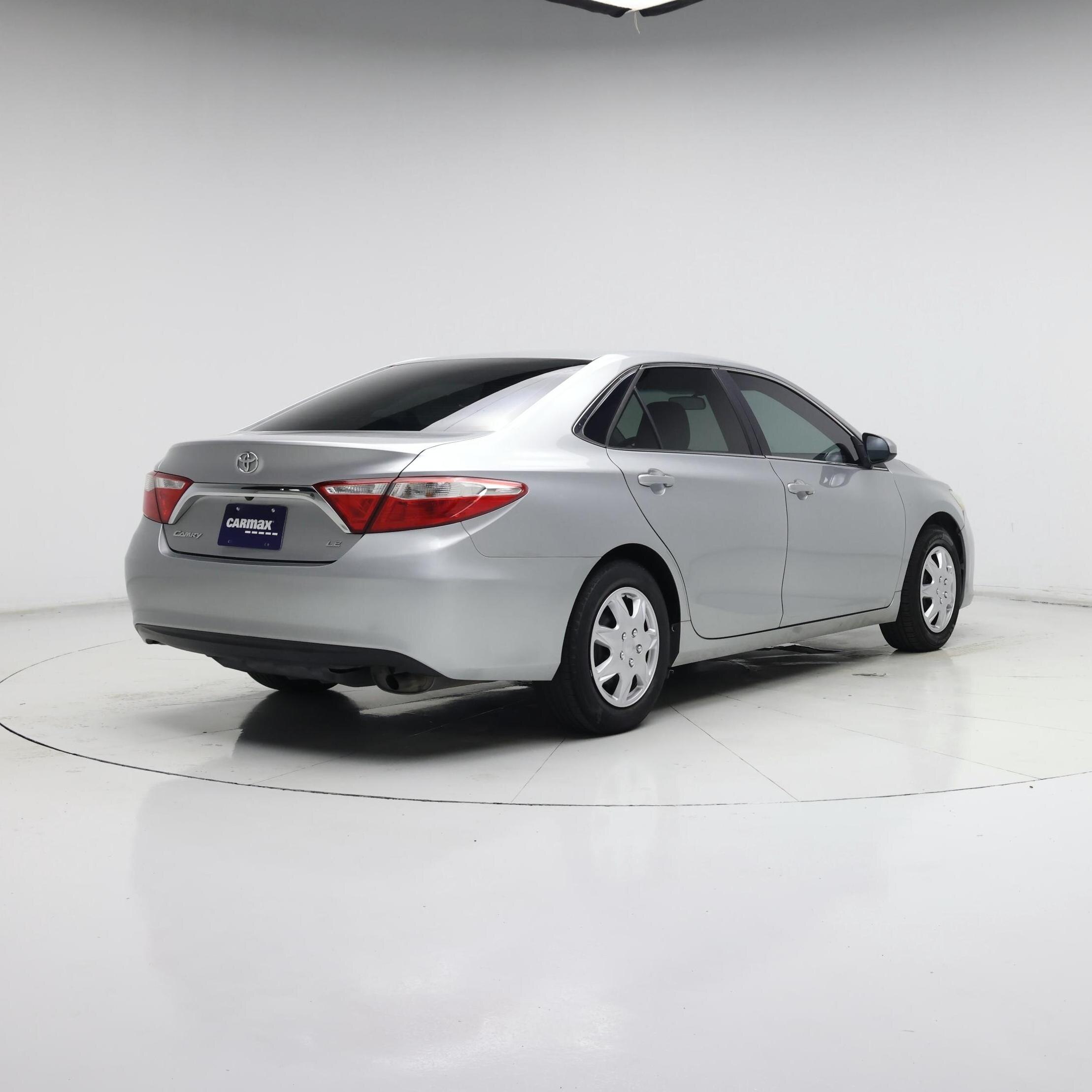 Thumbnail: 2015 Toyota Camry - 8