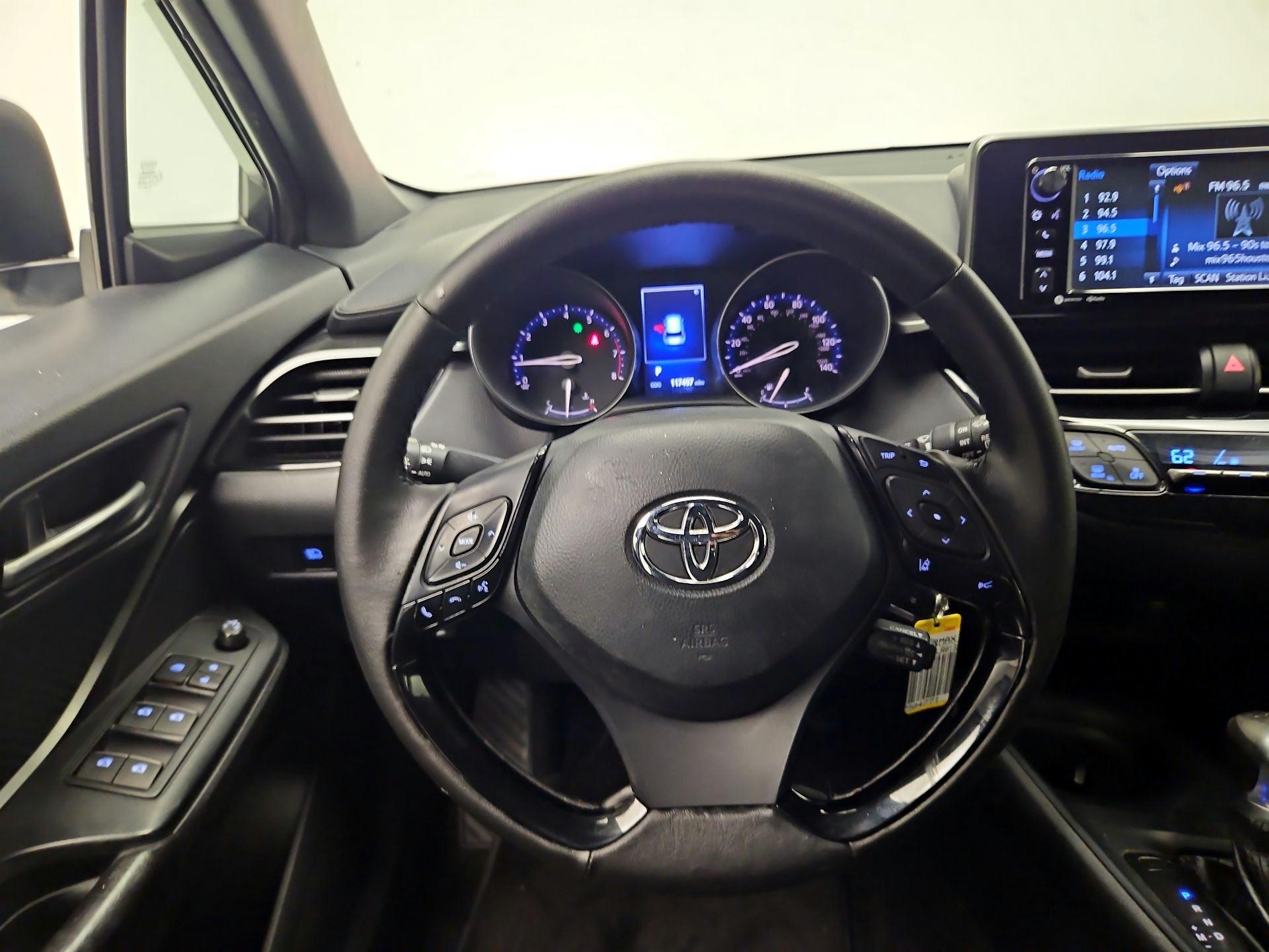 Thumbnail: 2018 Toyota C-HR - 10