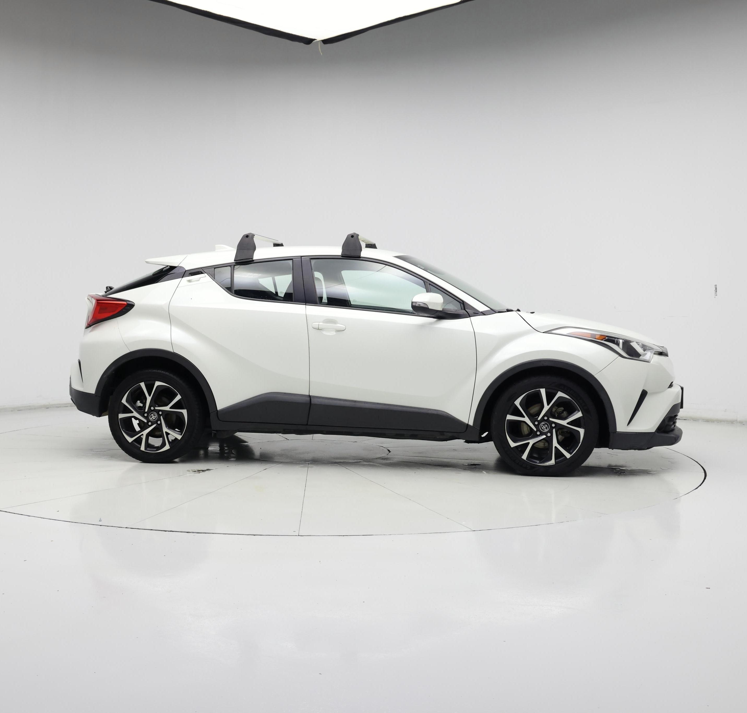 Thumbnail: 2018 Toyota C-HR - 7