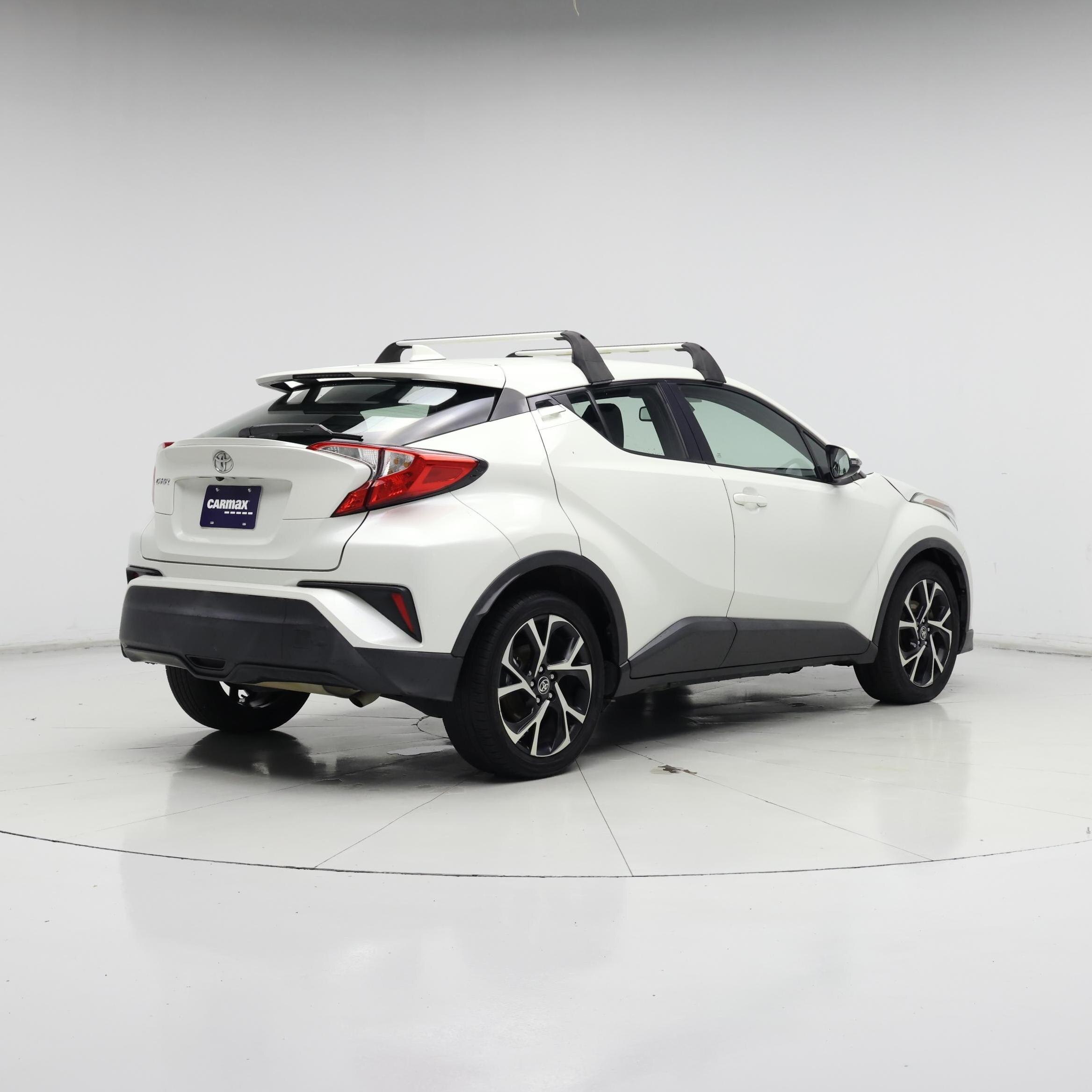 Thumbnail: 2018 Toyota C-HR - 8