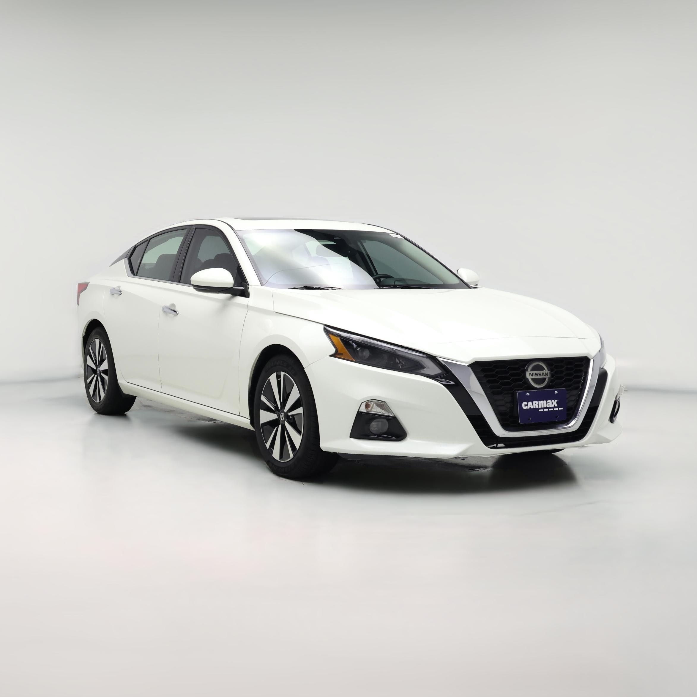 Thumbnail: 2019 Nissan Altima - 1