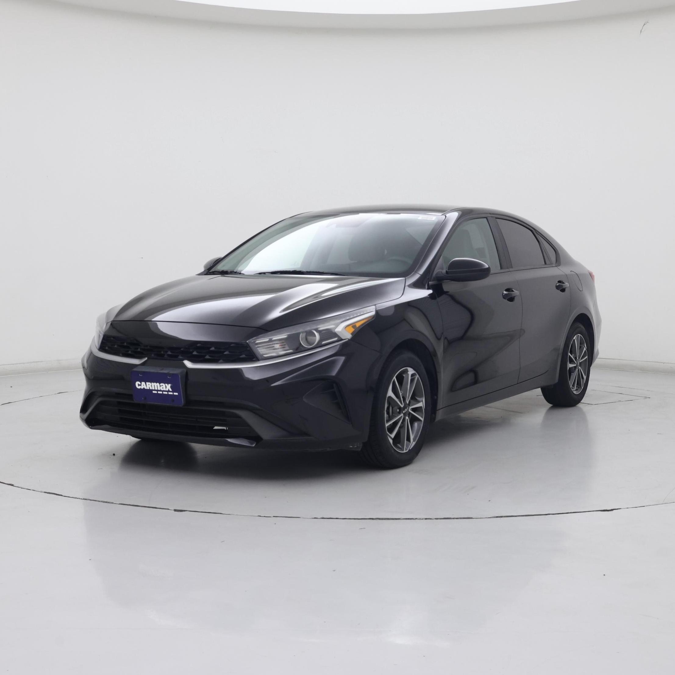 Thumbnail: 2022 Kia Forte - 4