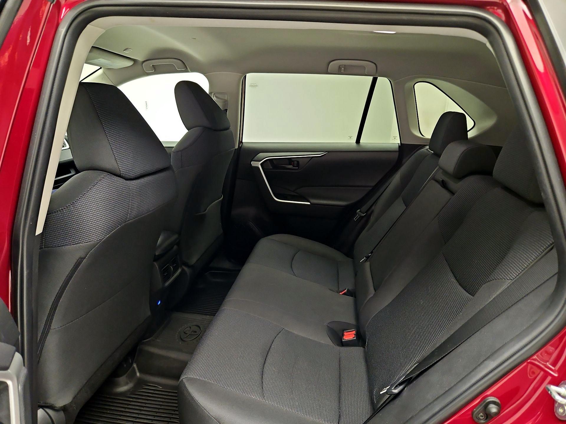 Thumbnail: 2023 Toyota RAV4 - 19