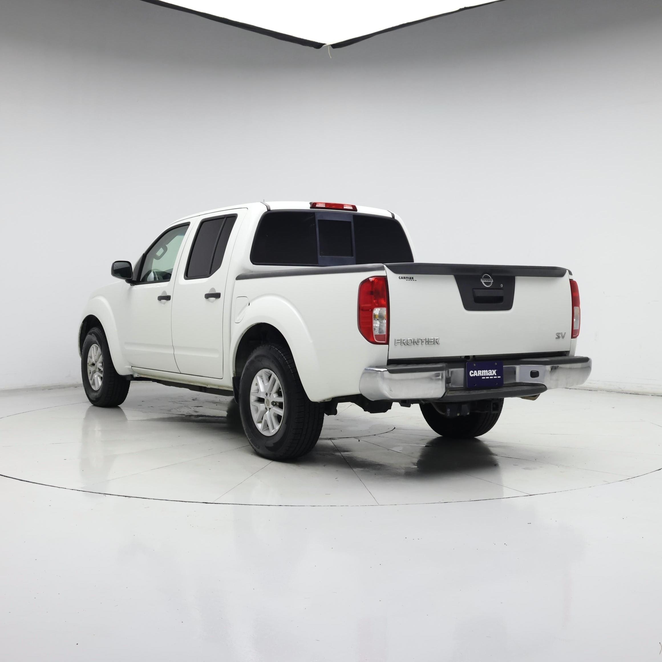 Thumbnail: 2015 Nissan Frontier - 2