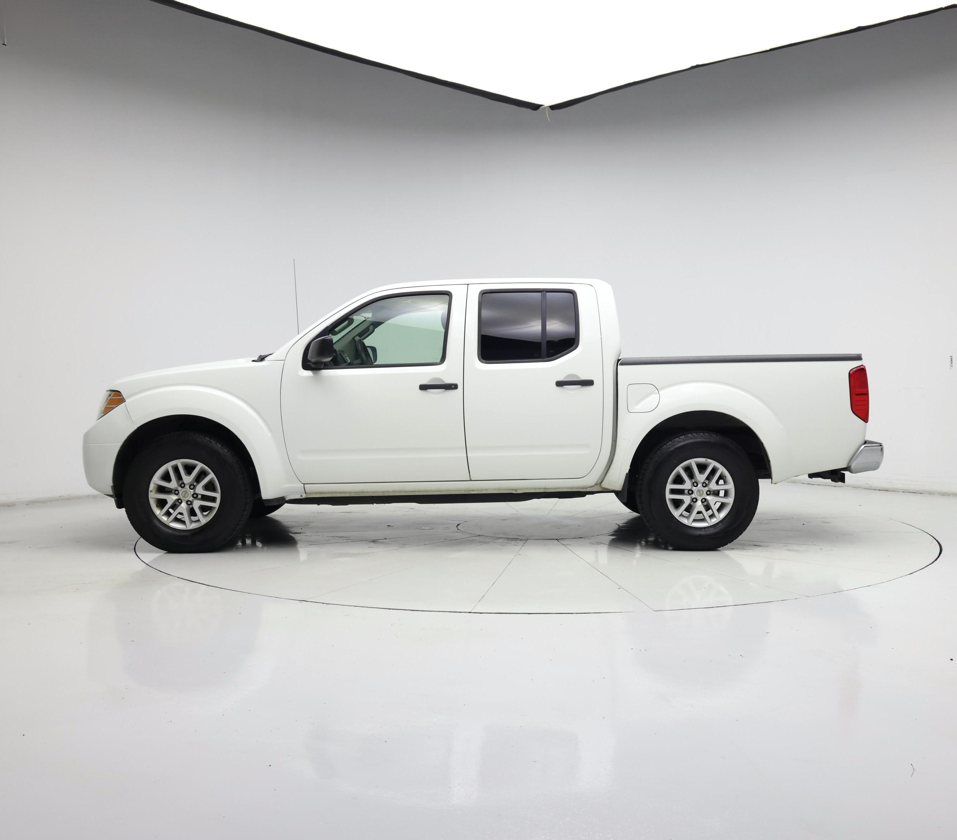 Thumbnail: 2015 Nissan Frontier - 3