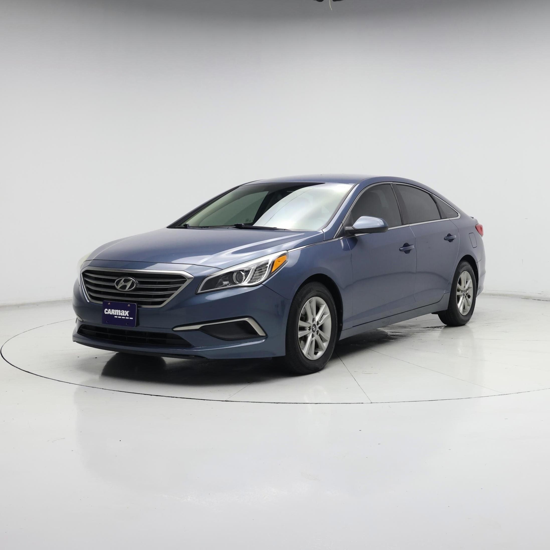 Thumbnail: 2017 Hyundai Sonata - 4