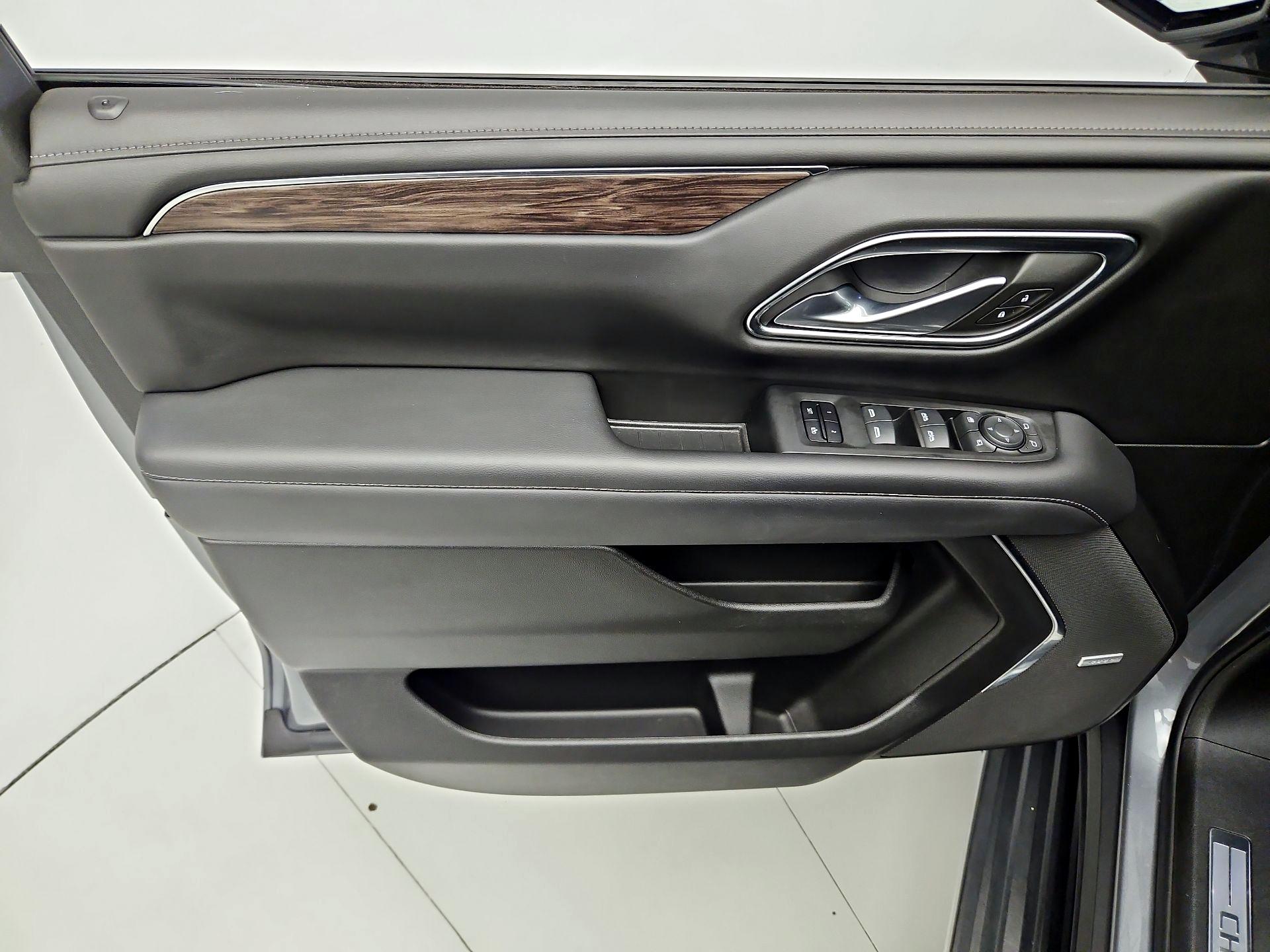 Thumbnail: 2022 Chevrolet Tahoe - 12