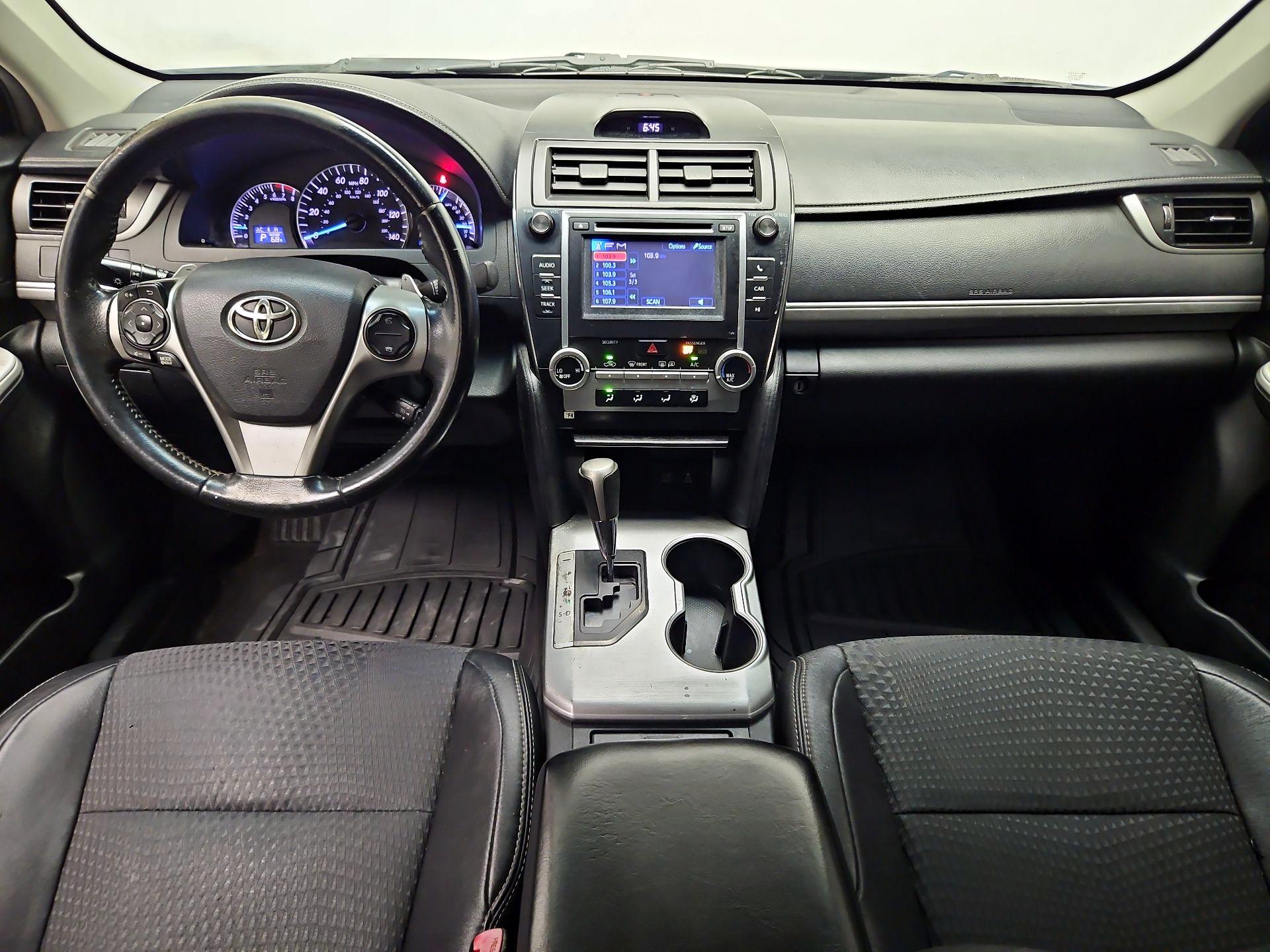 Thumbnail: 2014 Toyota Camry - 9