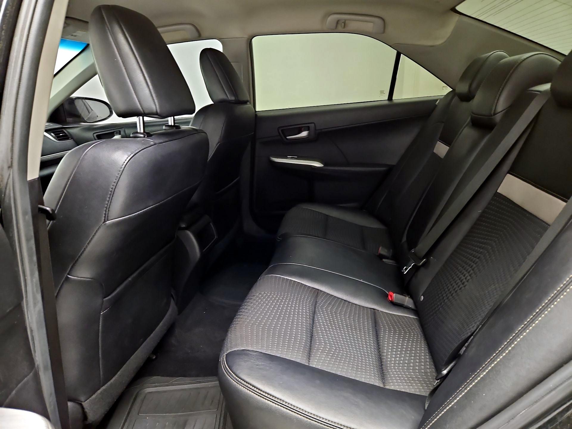 Thumbnail: 2014 Toyota Camry - 18