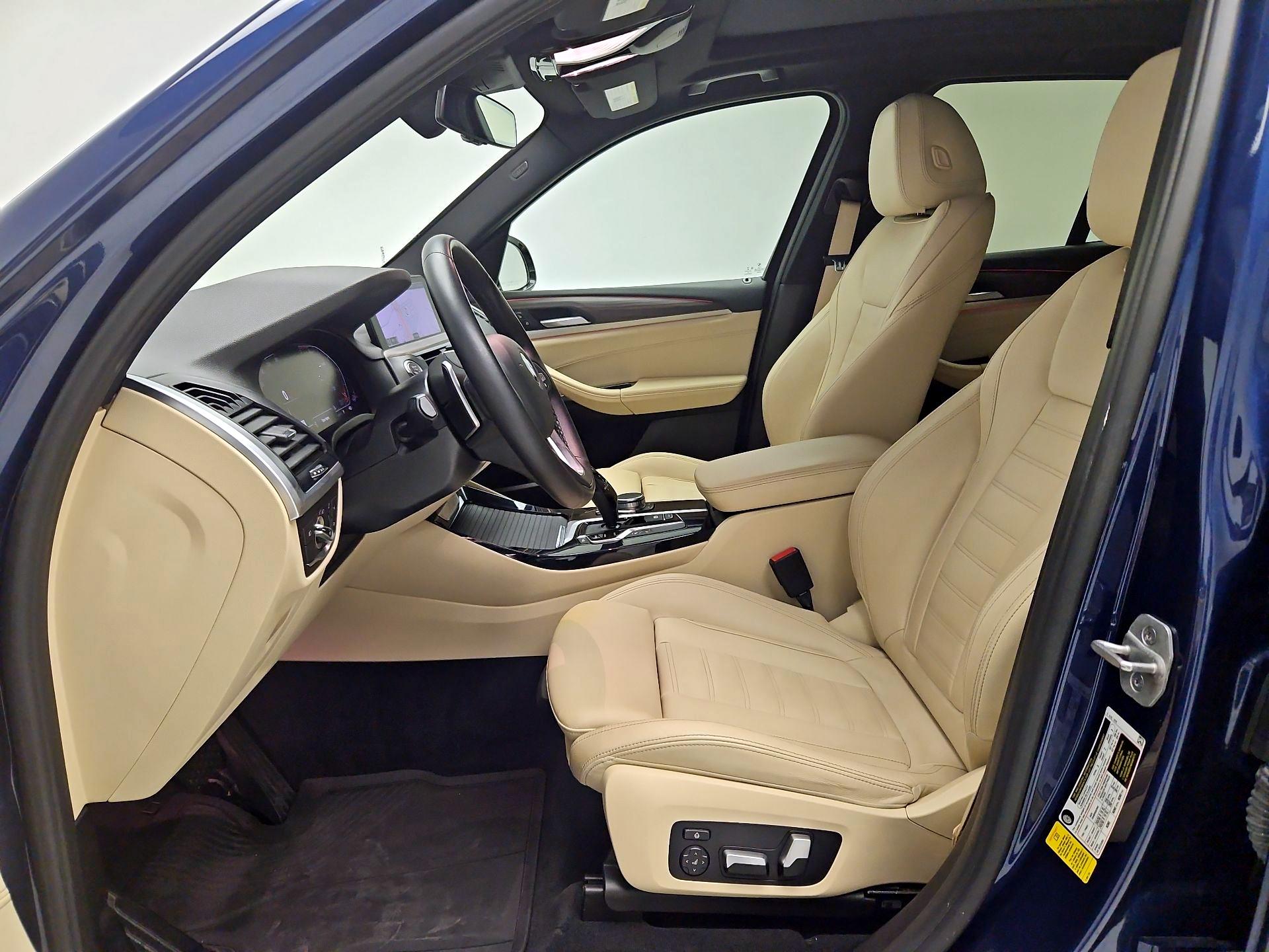 Thumbnail: 2021 BMW X3 - 11