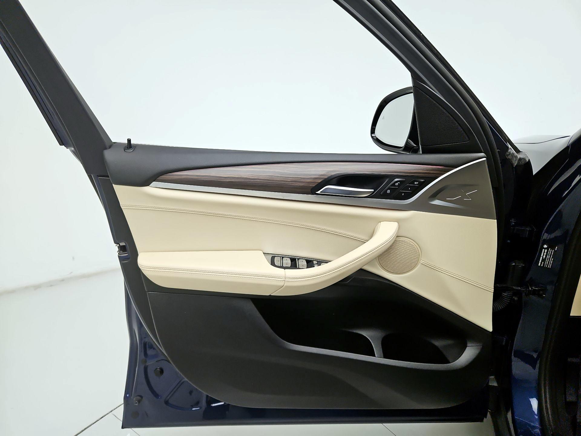 Thumbnail: 2021 BMW X3 - 12