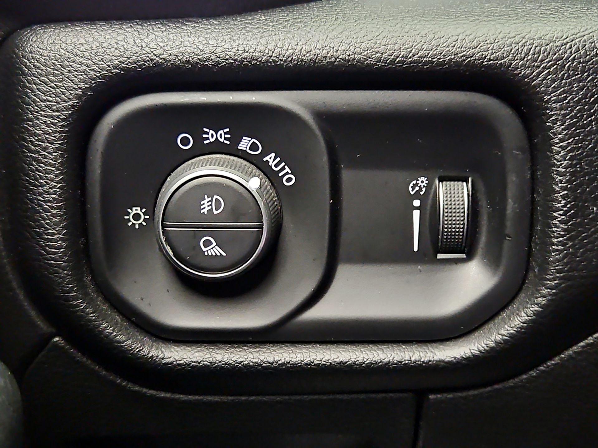 Thumbnail: 2020 RAM 1500 - 13