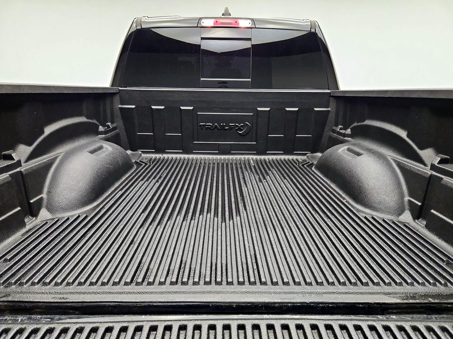 Thumbnail: 2020 RAM 1500 - 20