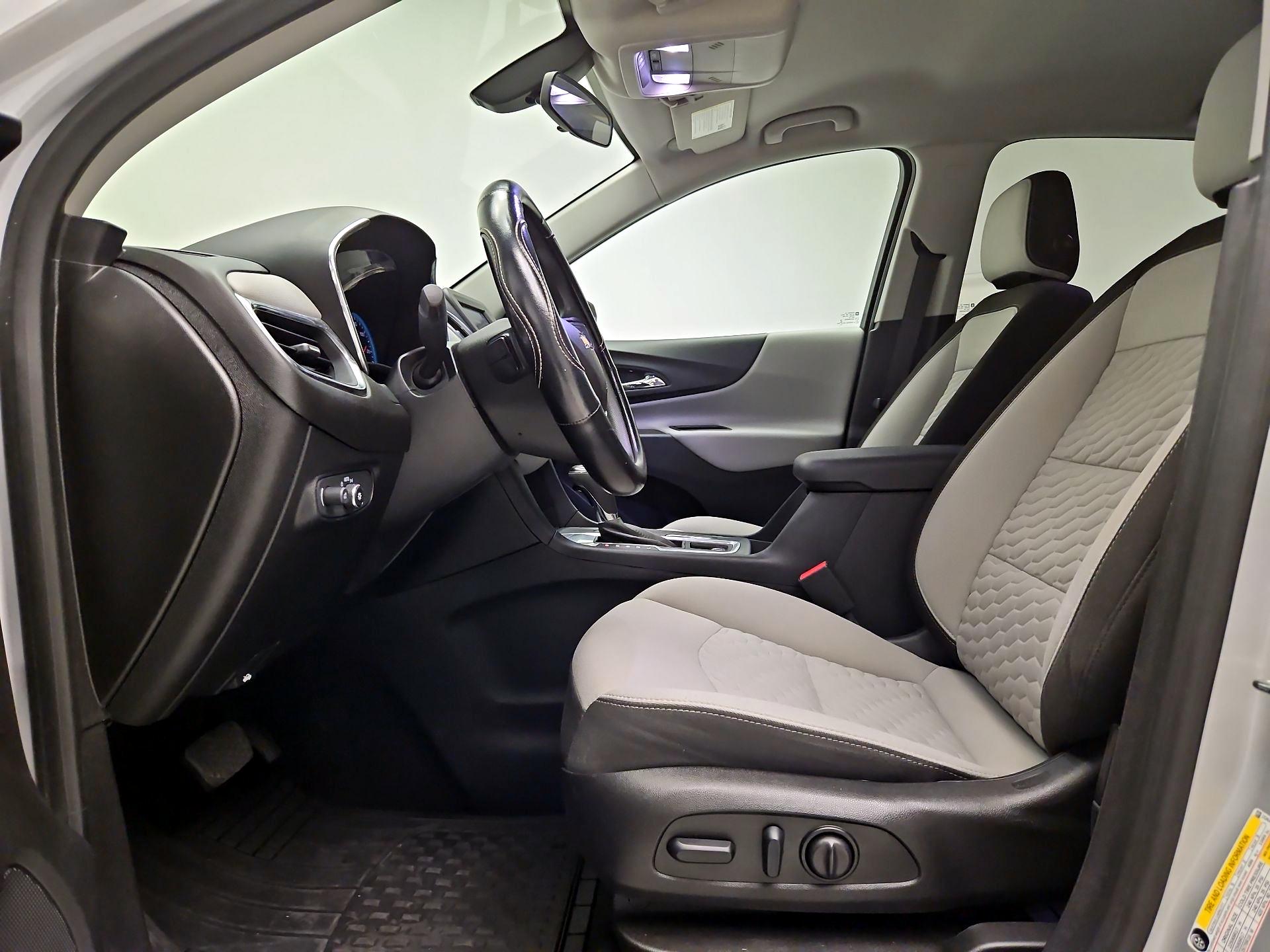 Thumbnail: 2019 Chevrolet Equinox - 11