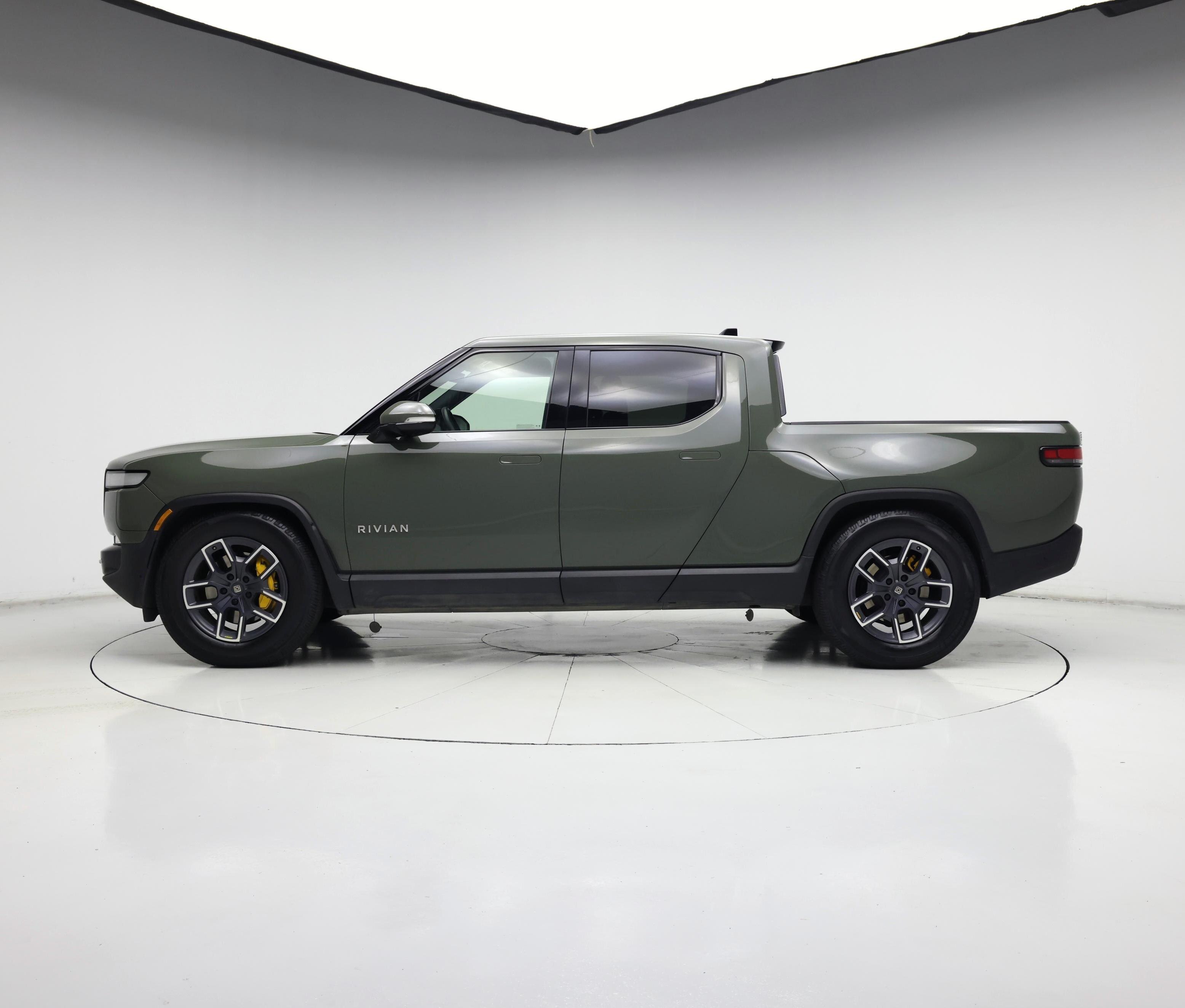 Thumbnail: 2022 Rivian R1T - 3