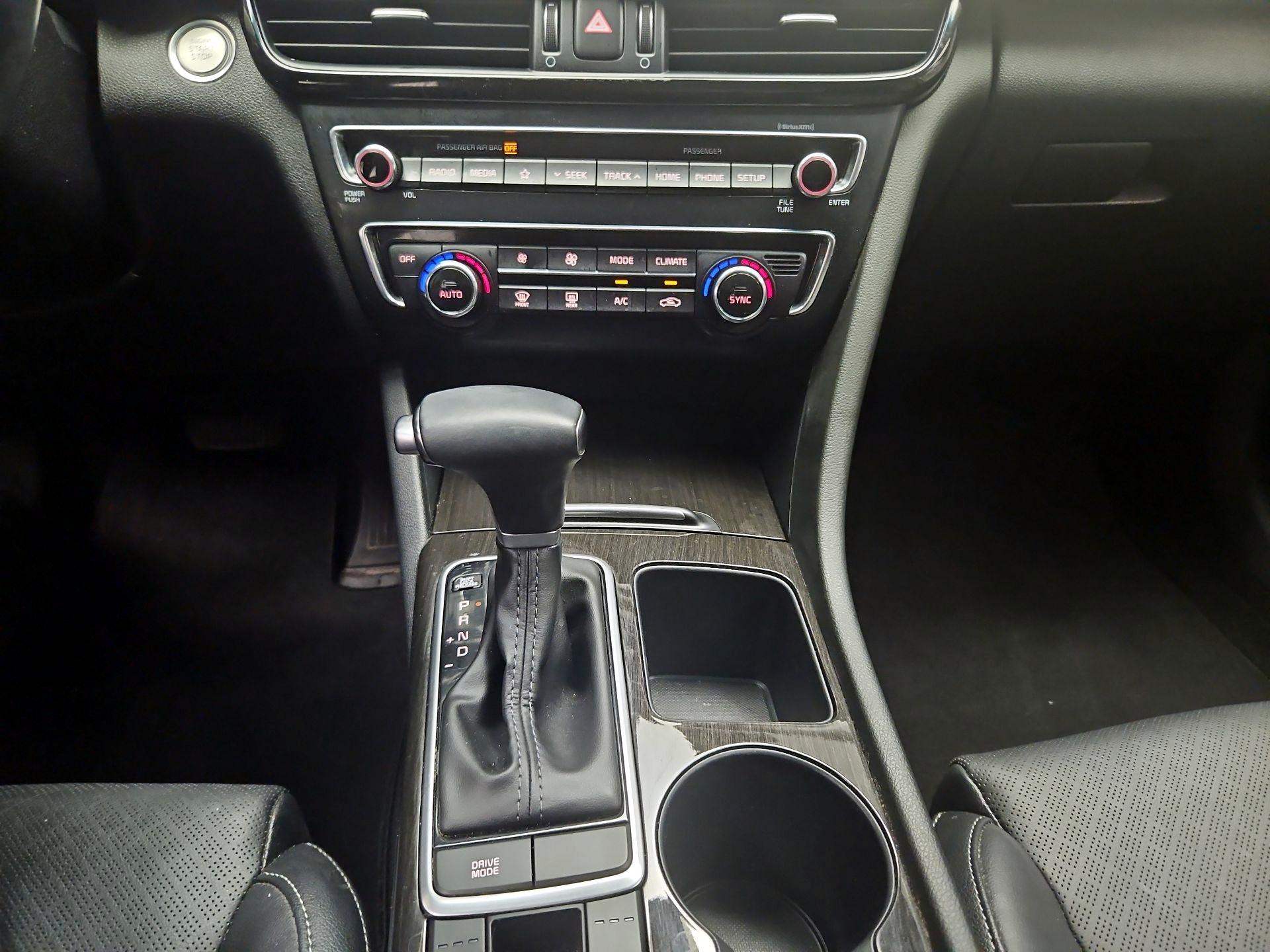Thumbnail: 2019 Kia Optima - 16