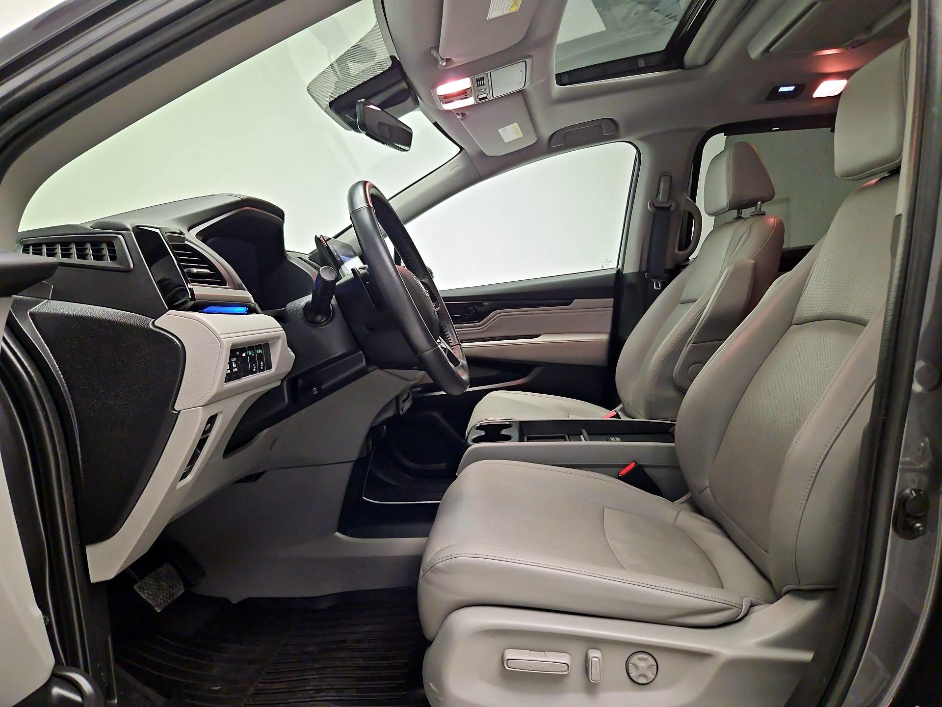 Thumbnail: 2020 Honda Odyssey - 11
