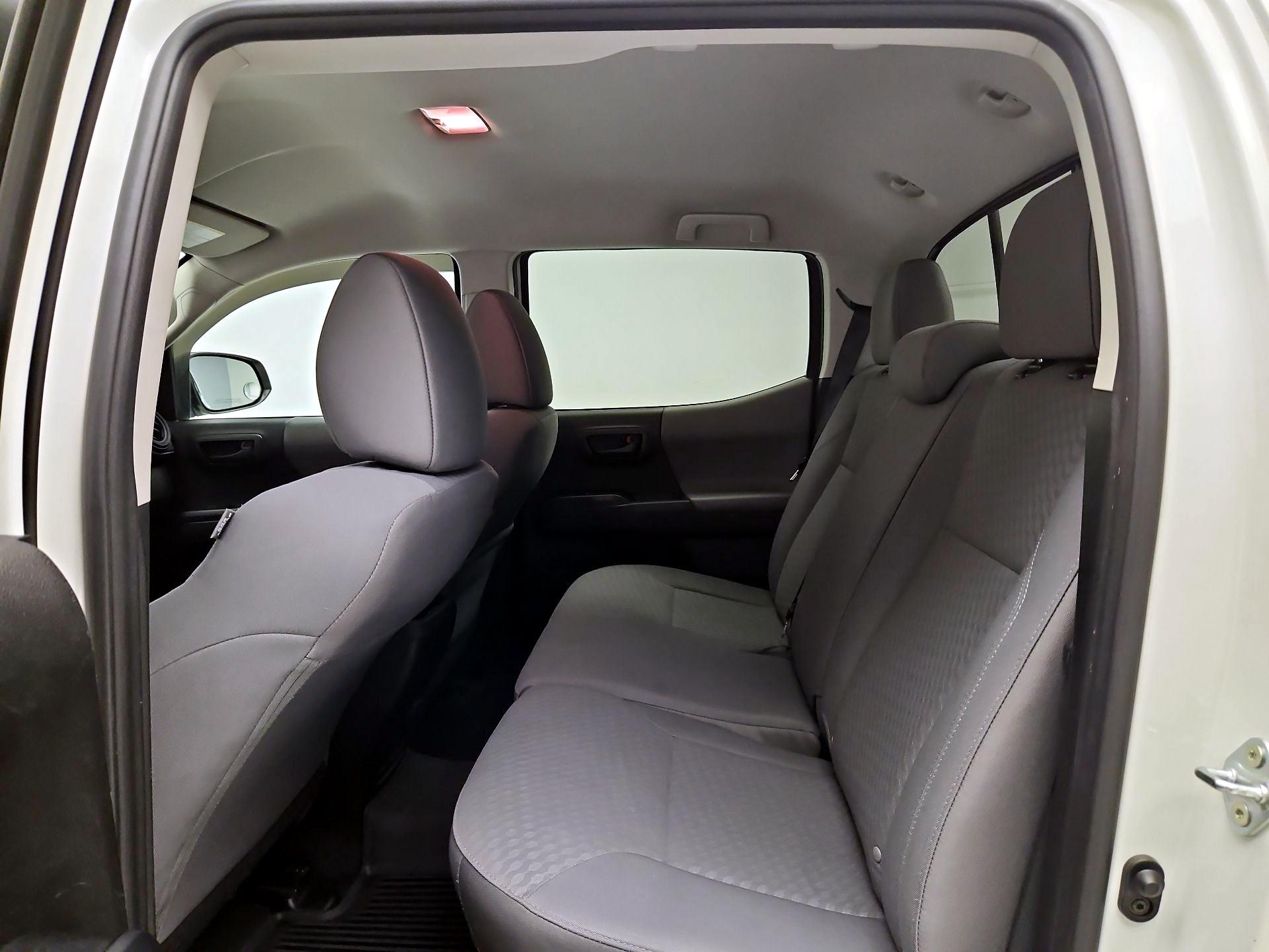 Thumbnail: 2021 Toyota Tacoma - 19