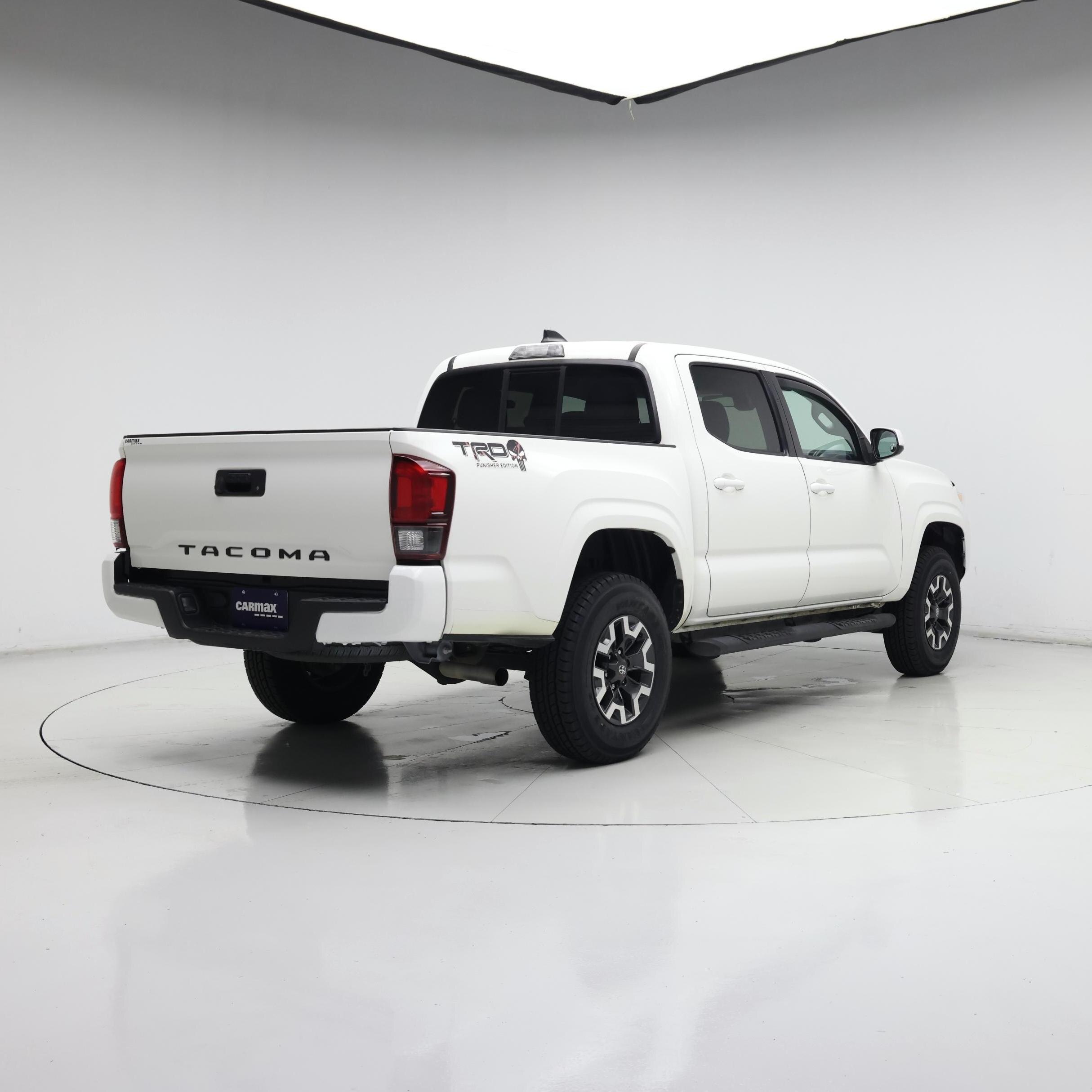 Thumbnail: 2021 Toyota Tacoma - 8