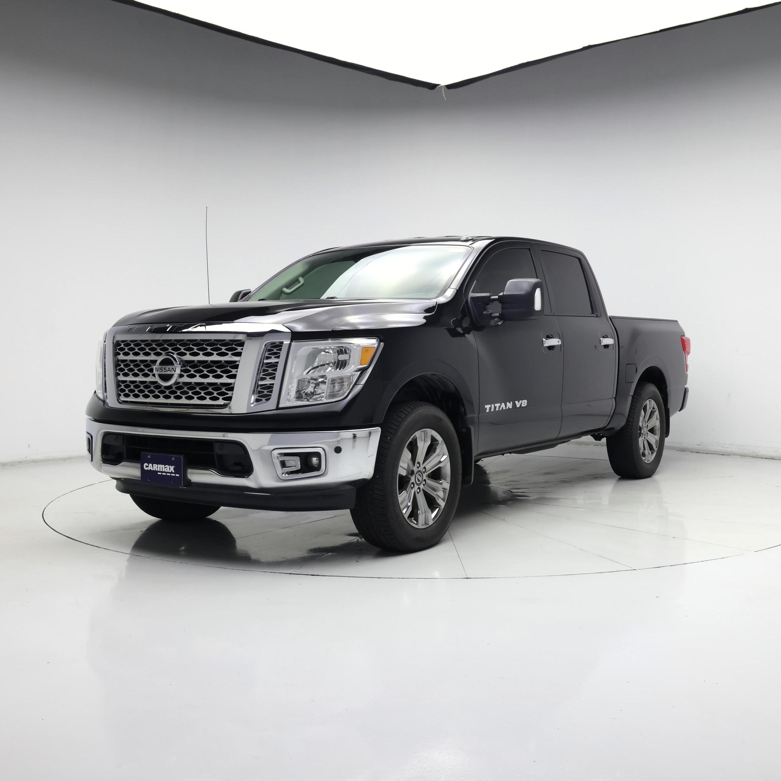 Thumbnail: 2018 Nissan Titan - 4