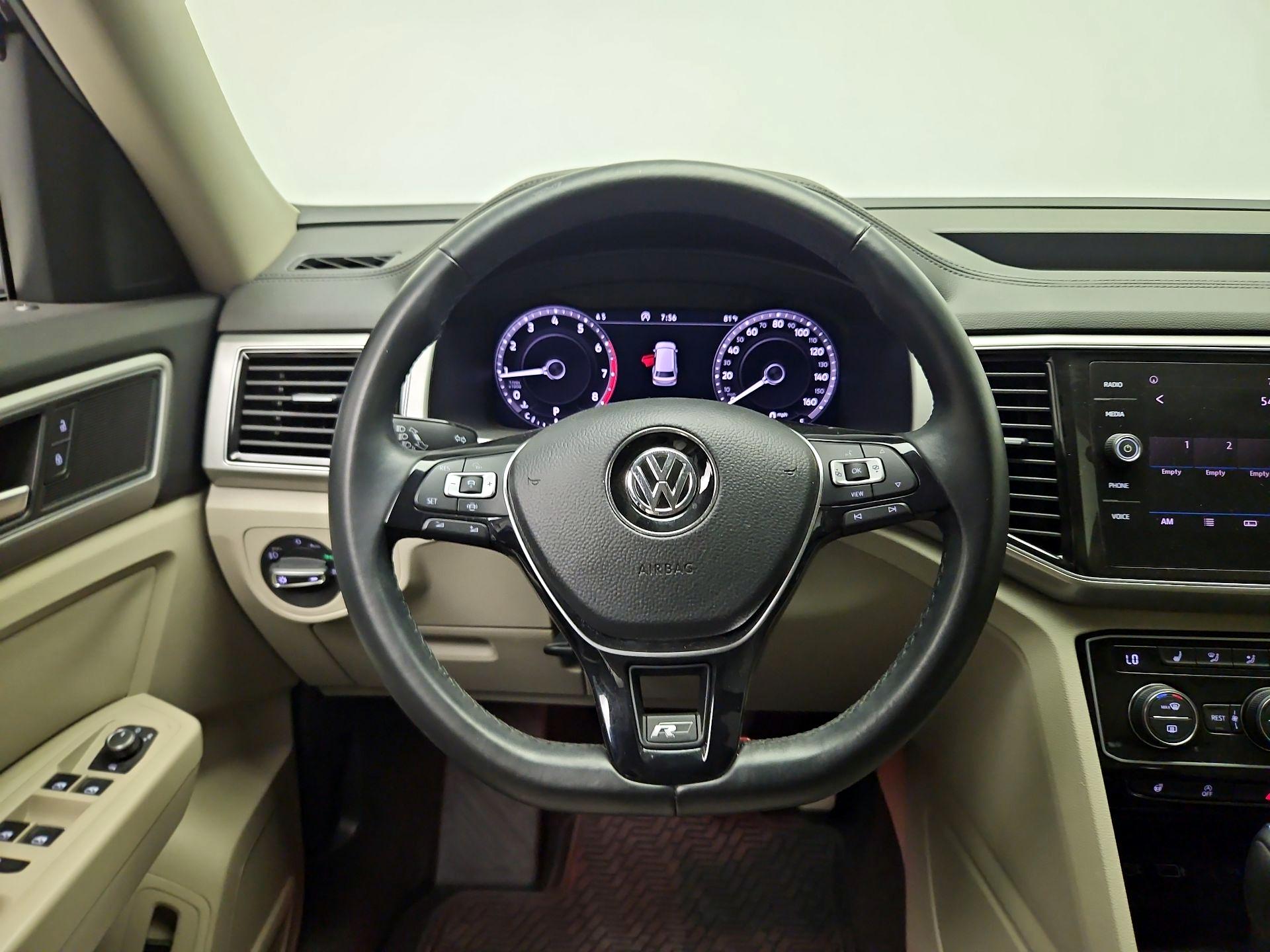 Thumbnail: 2019 Volkswagen Atlas - 10