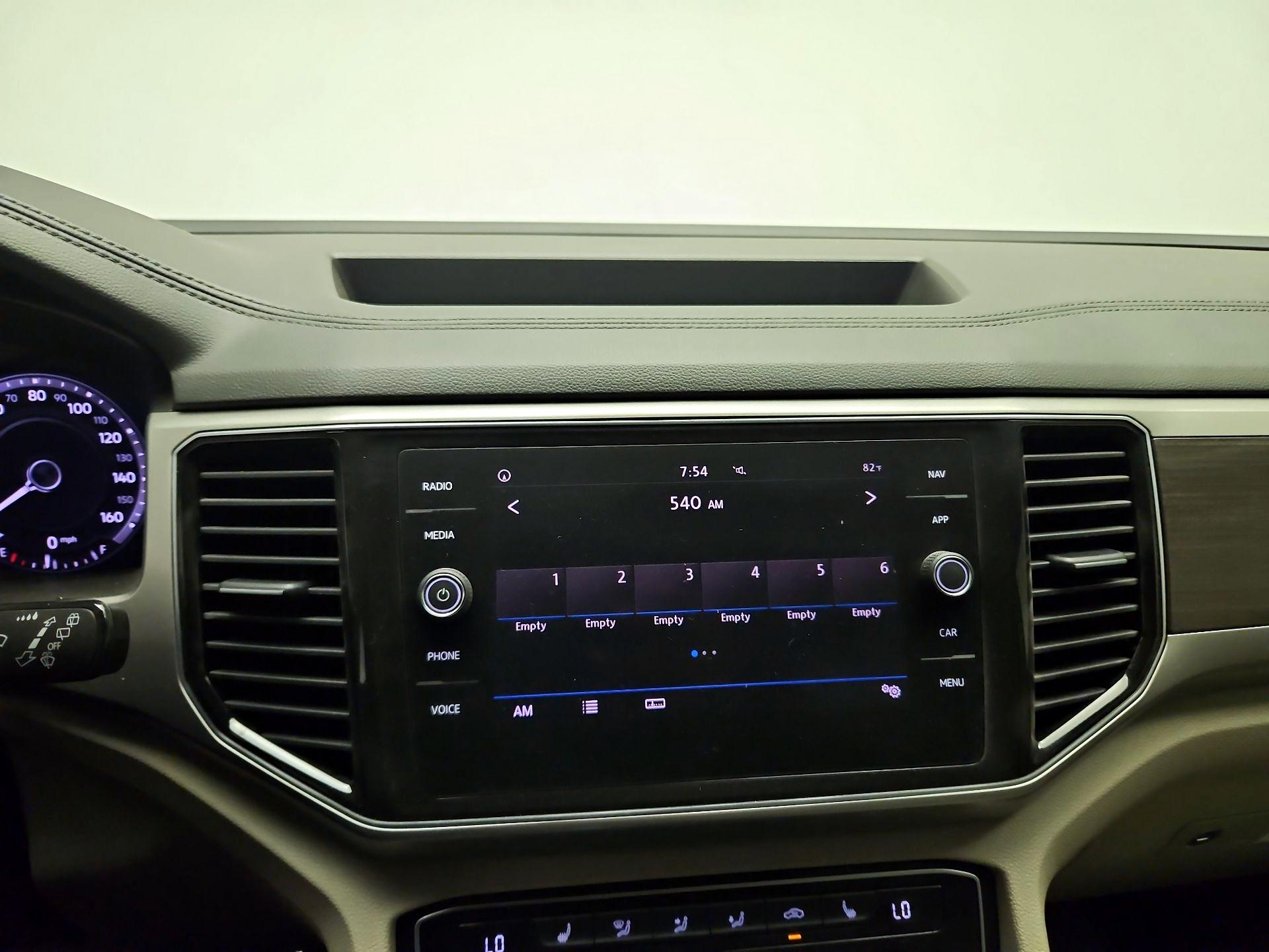 Thumbnail: 2019 Volkswagen Atlas - 14