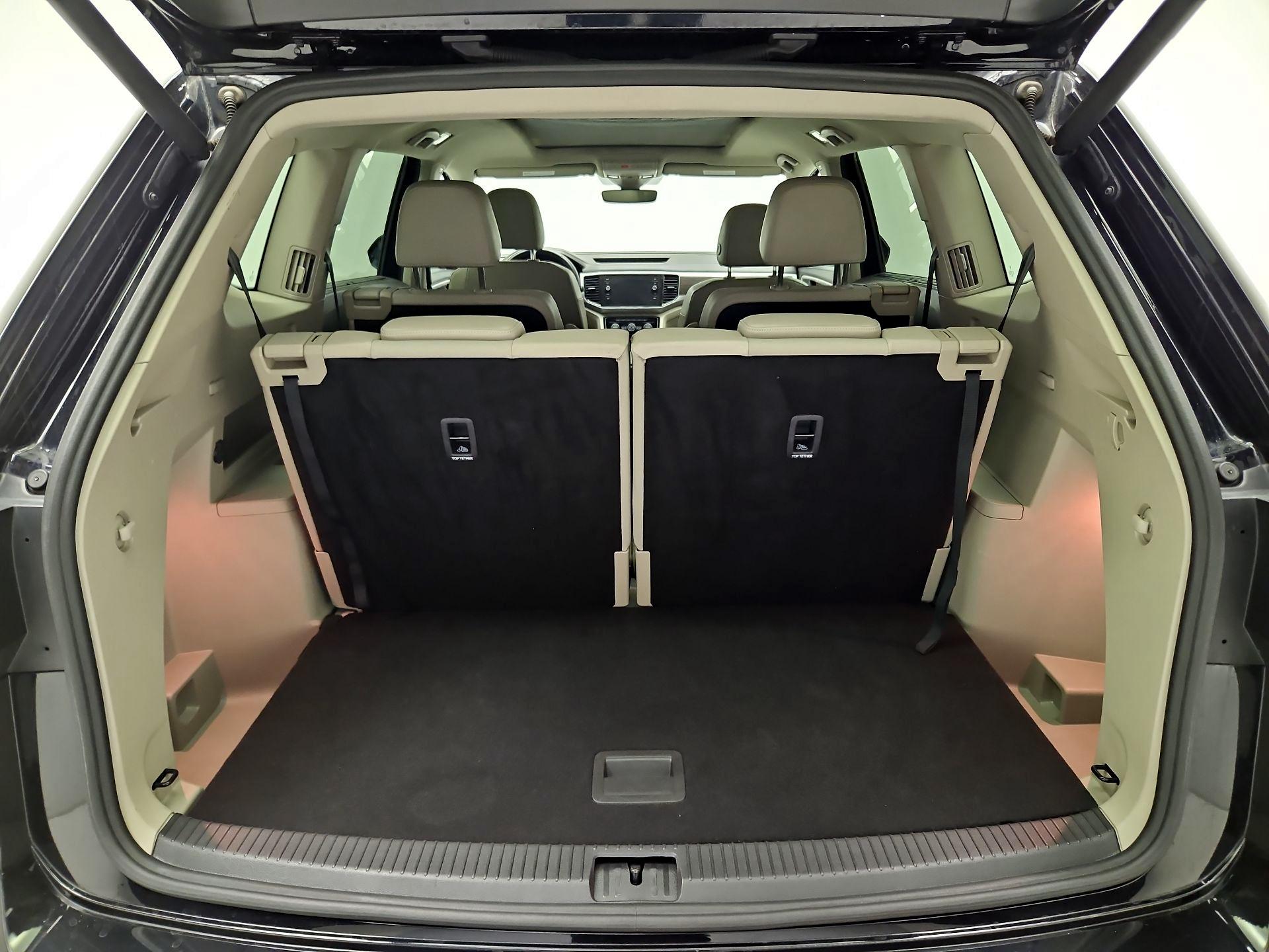 Thumbnail: 2019 Volkswagen Atlas - 18
