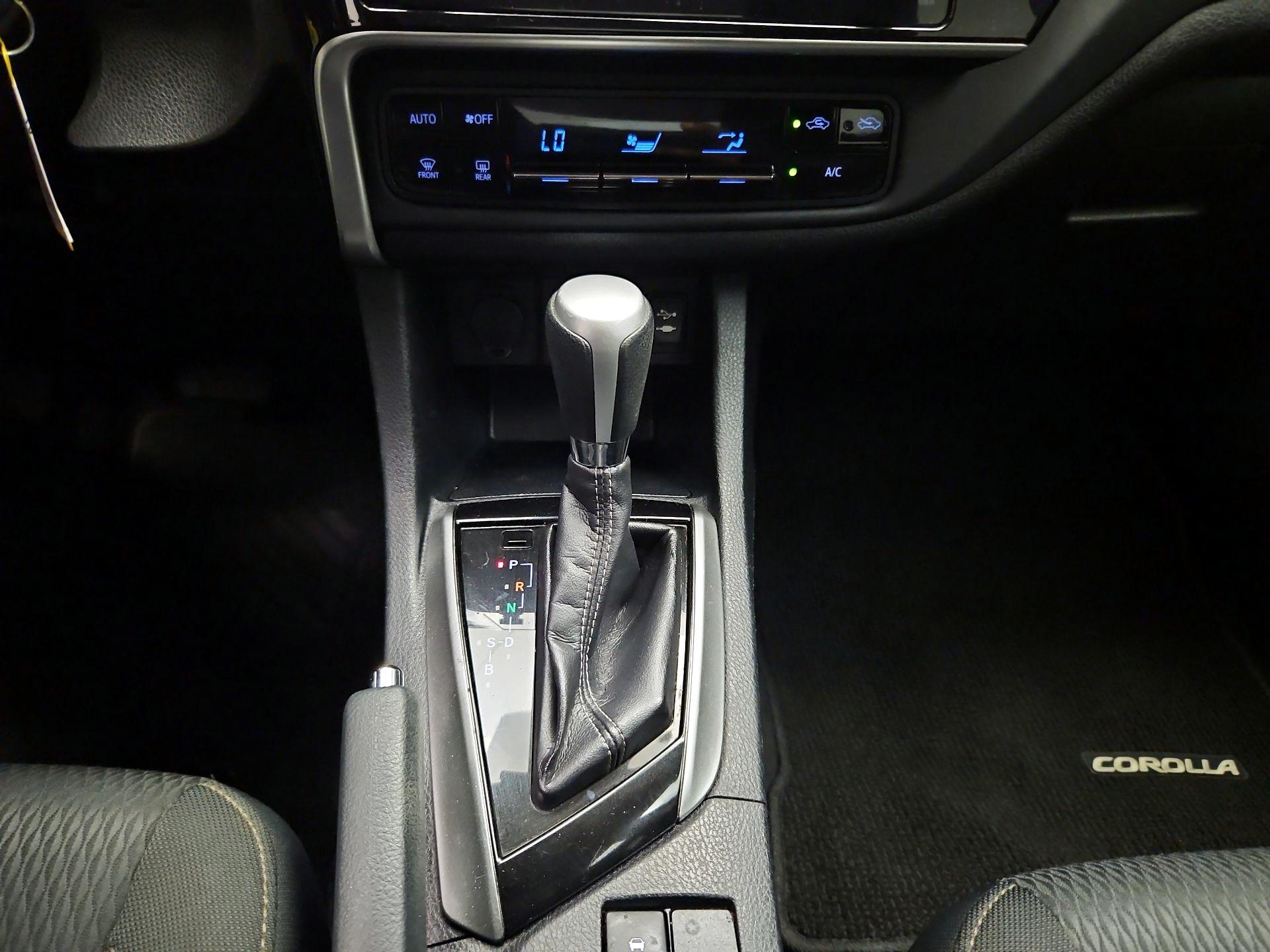 Thumbnail: 2017 Toyota Corolla - 16