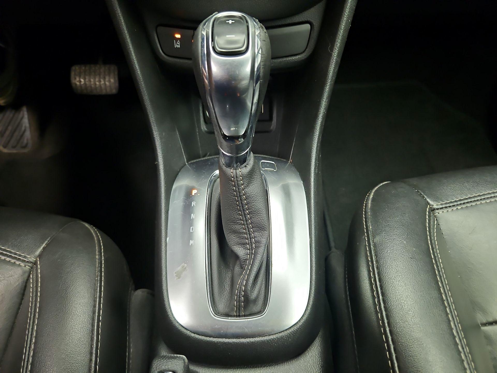 Thumbnail: 2016 Buick Encore - 17