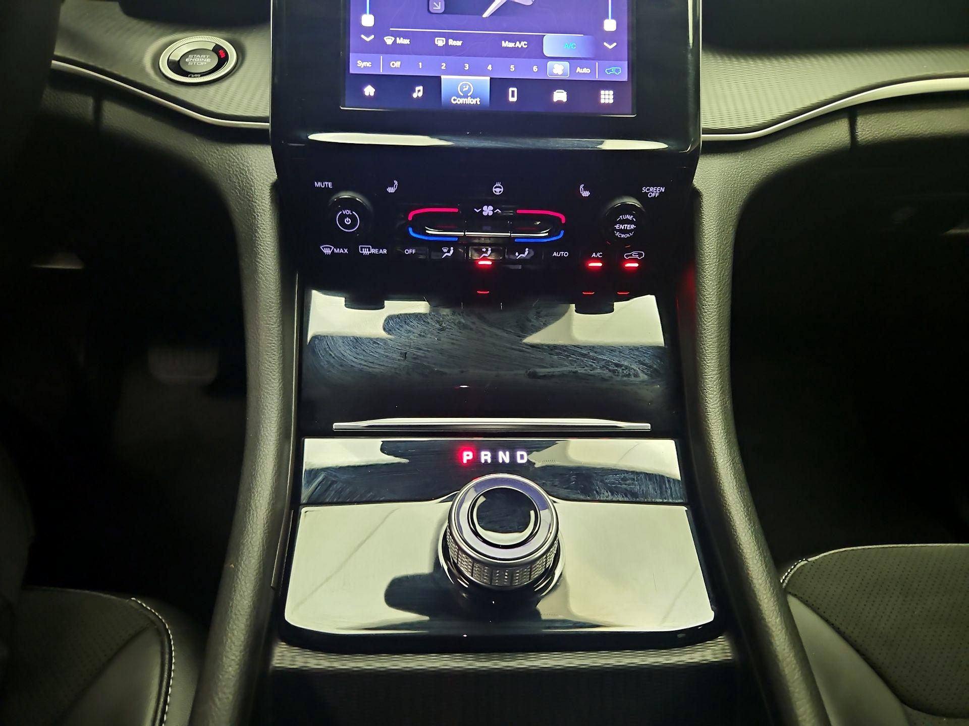 Thumbnail: 2023 Jeep Grand Cherokee - 16