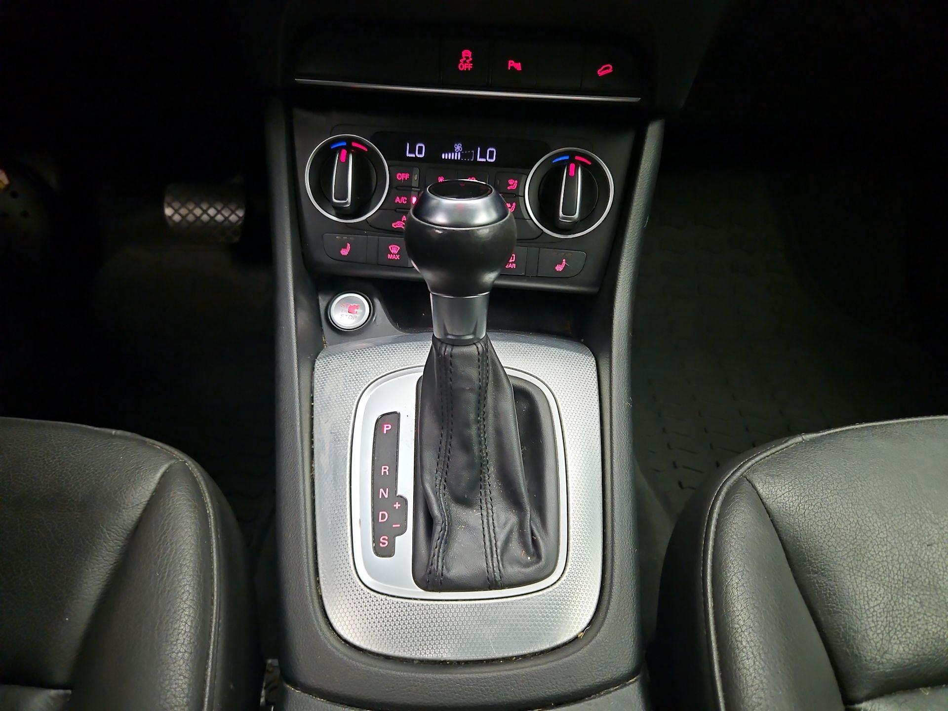 Thumbnail: 2016 Audi Q3 - 16