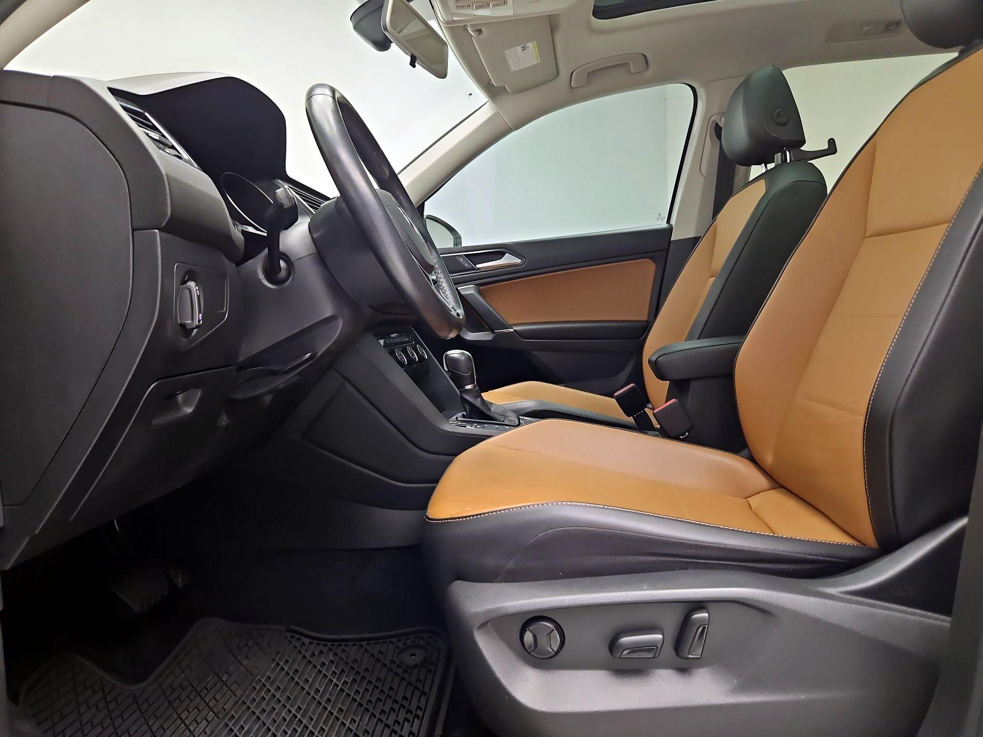 Thumbnail: 2018 Volkswagen Tiguan - 11