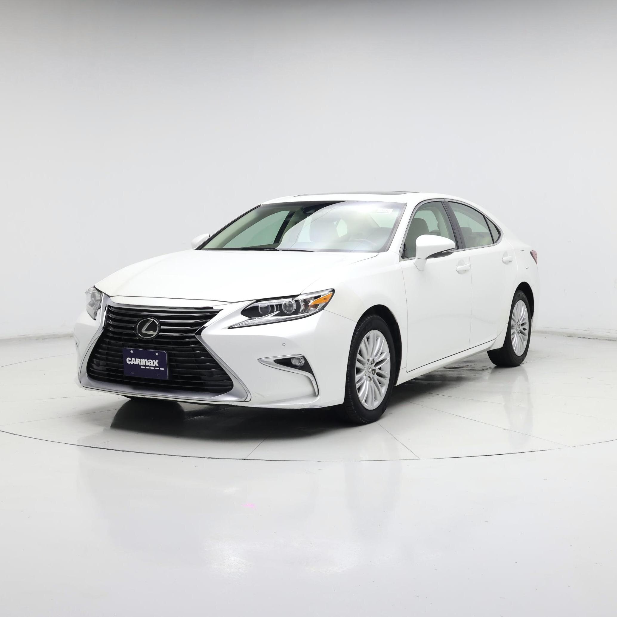 Thumbnail: 2018 Lexus ES - 4